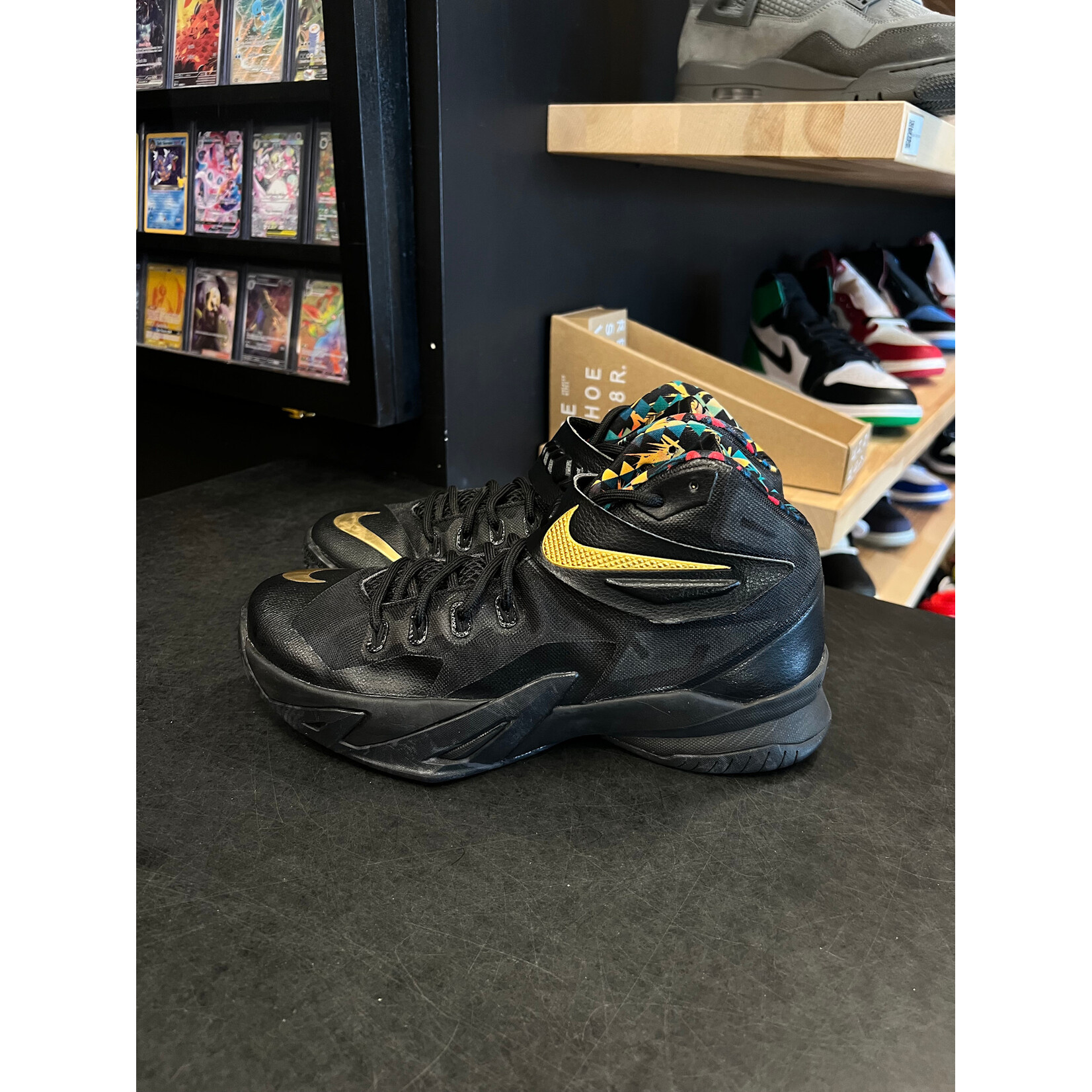 Nike Nike LeBron Zoom Soldier 8 Watch the Throne Size 8.5, PREOWNED NO INSOLES