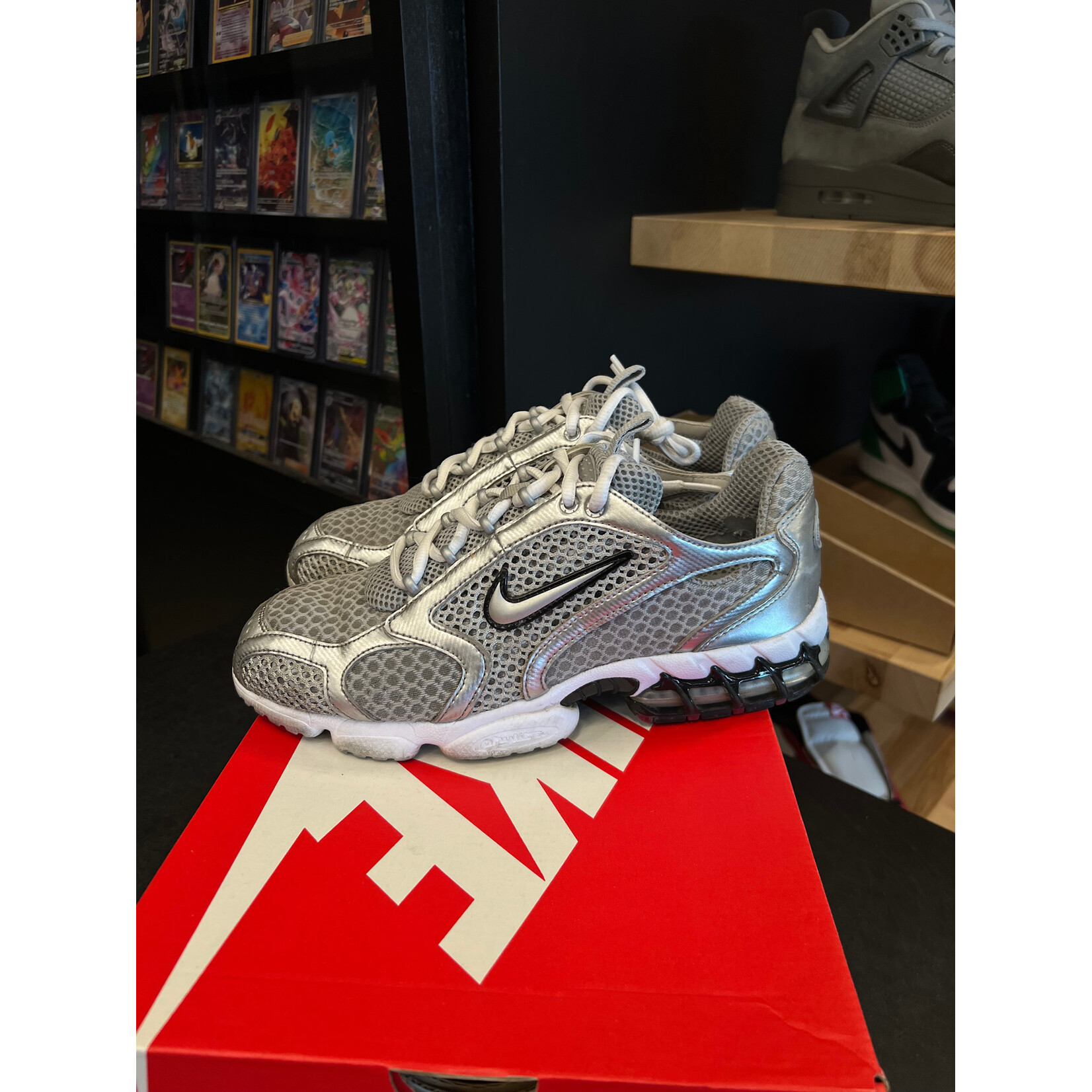 Nike Nike Air Zoom Spiridon Cage 2 Metallic Silver Size 8, PREOWNED