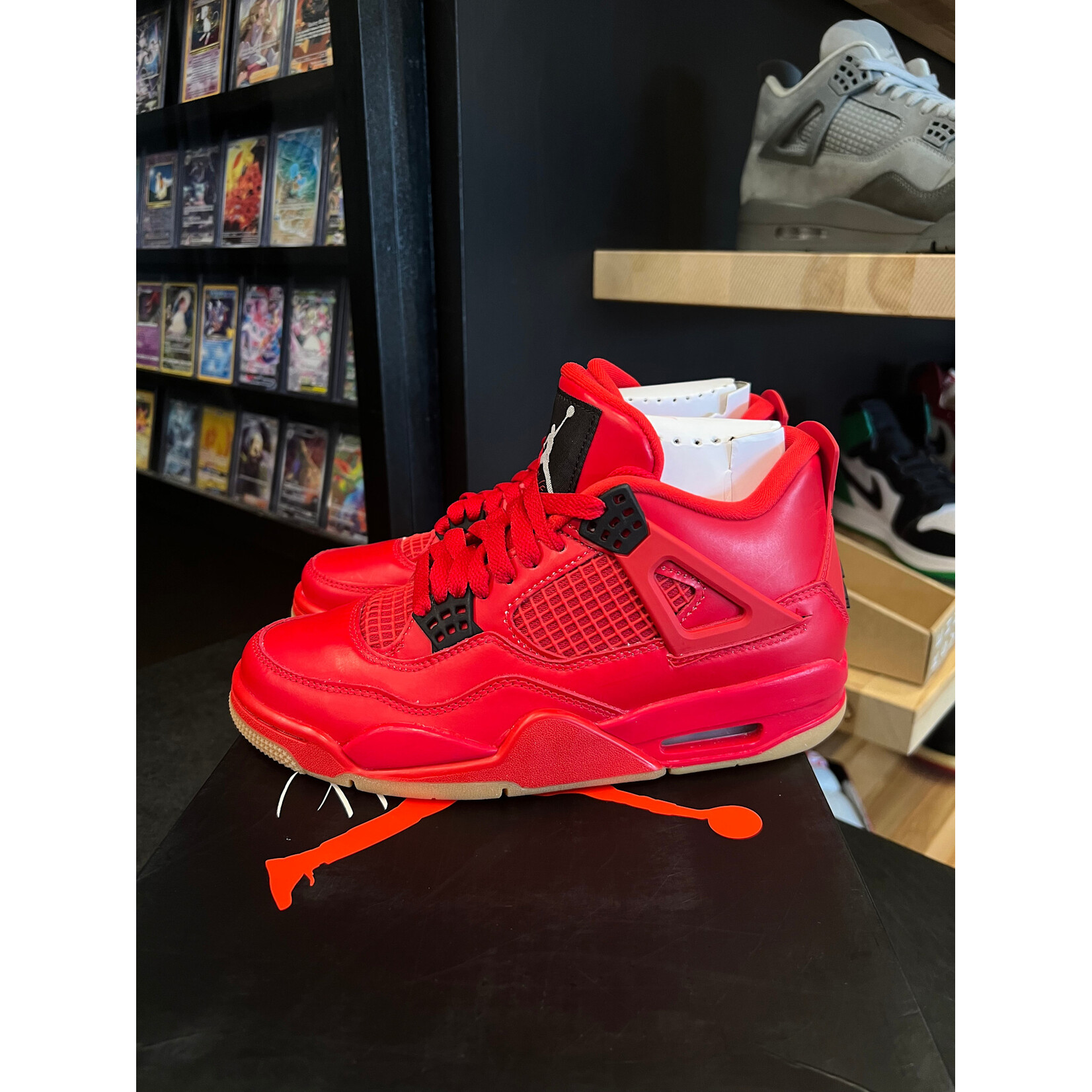 Jordan Jordan 4 Retro Fire Red Singles Day (2018) (Women's) Size 6W, PREOWNED PADS TOE BOX CREASED