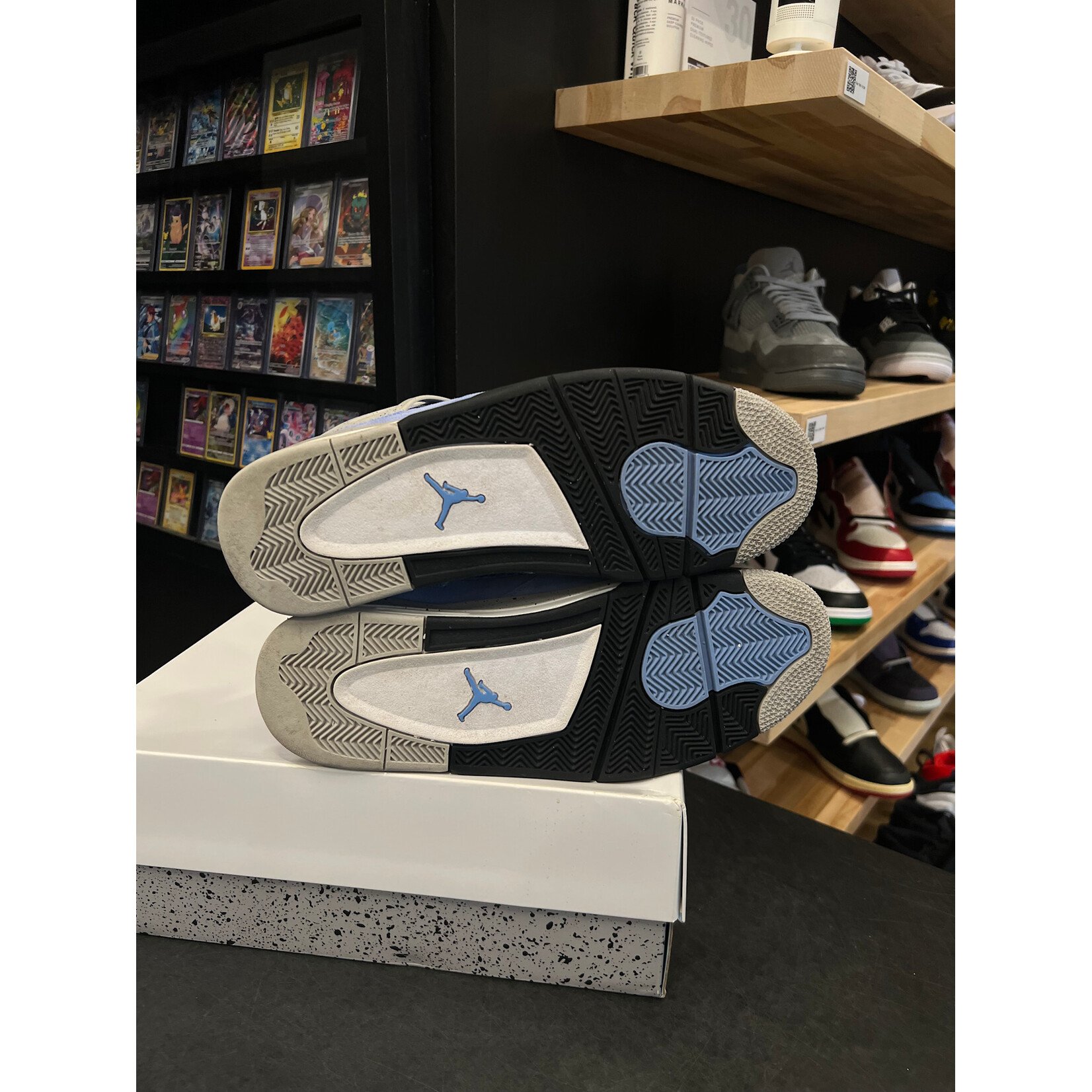 Jordan Jordan 4 Retro University Blue Size 14, PREOWNED