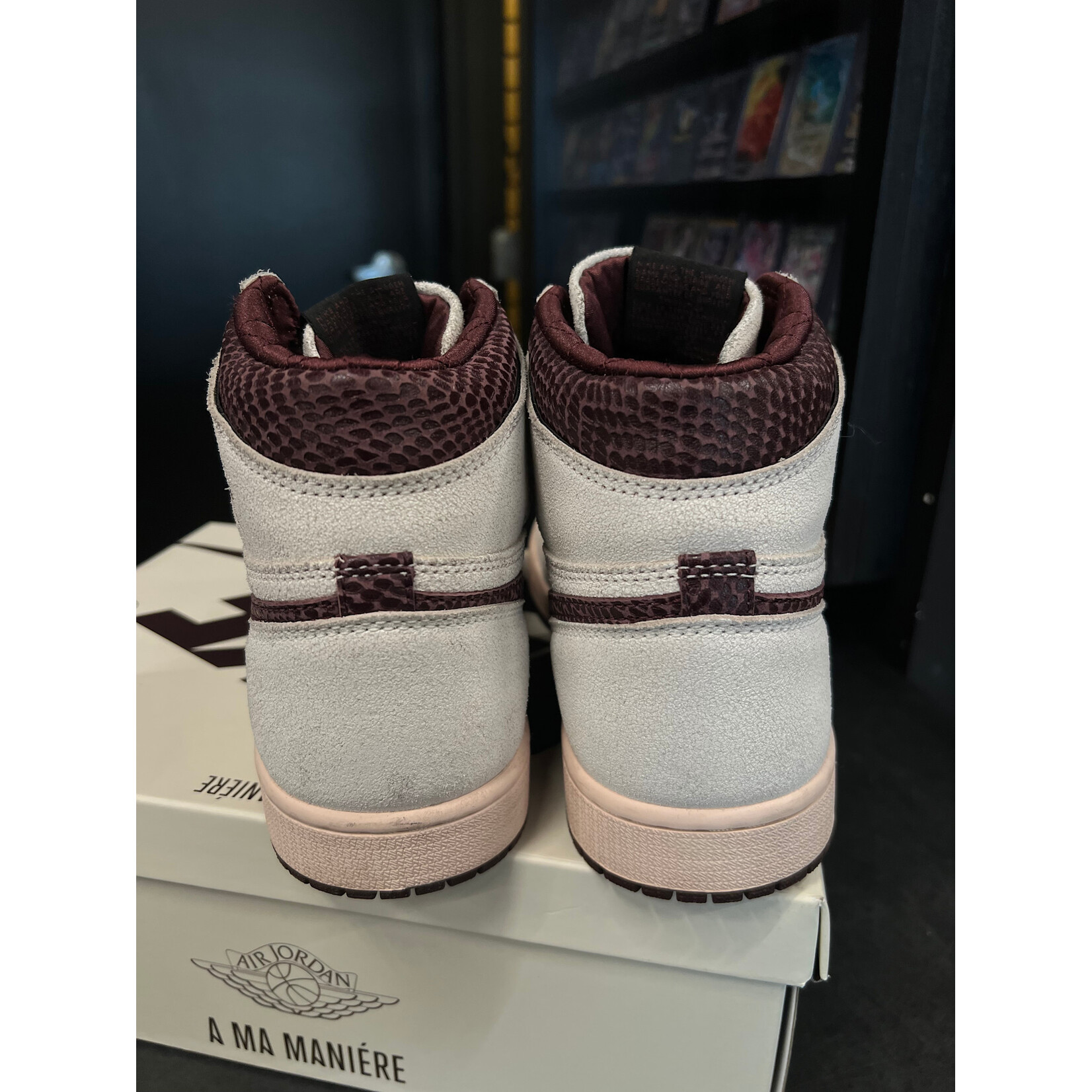Jordan Jordan 1 Retro High OG A Ma ManiÃ©re Size 8.5, PREOWNED
