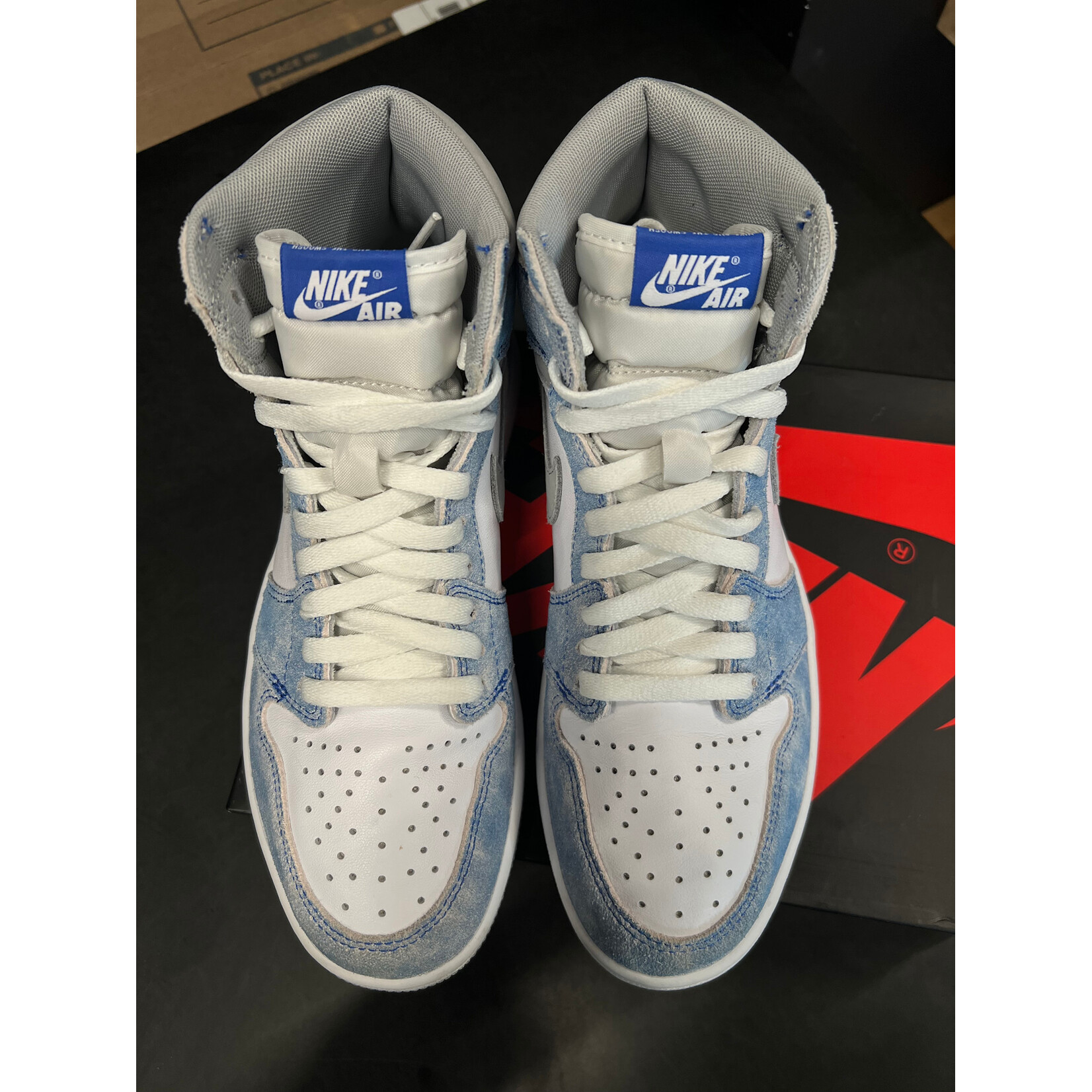 Jordan Jordan 1 Retro High Hyper Royal Smoke Grey Size 8.5, PREOWNED