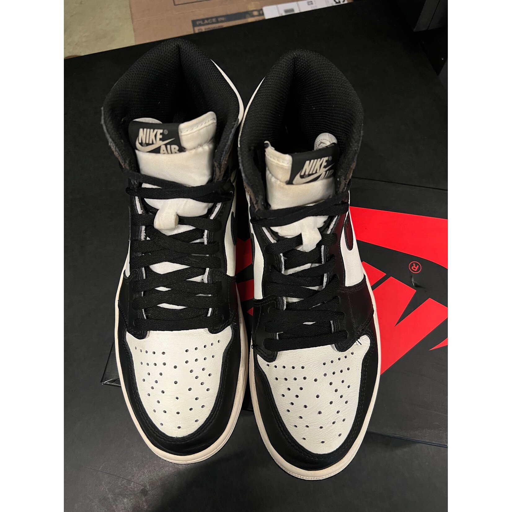 Jordan Jordan 1 Retro High Dark Mocha Size 8.5, PREOWNED