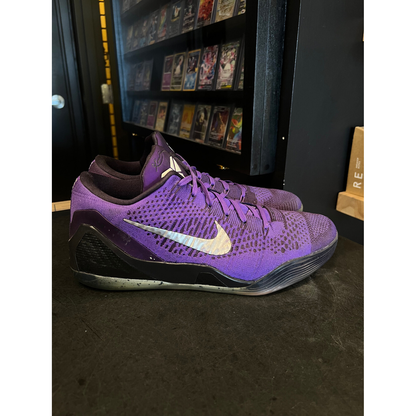 Nike Nike Kobe 9 Elite Low Michael Jackson Moonwalker (2014) Size 11, PREOWNED