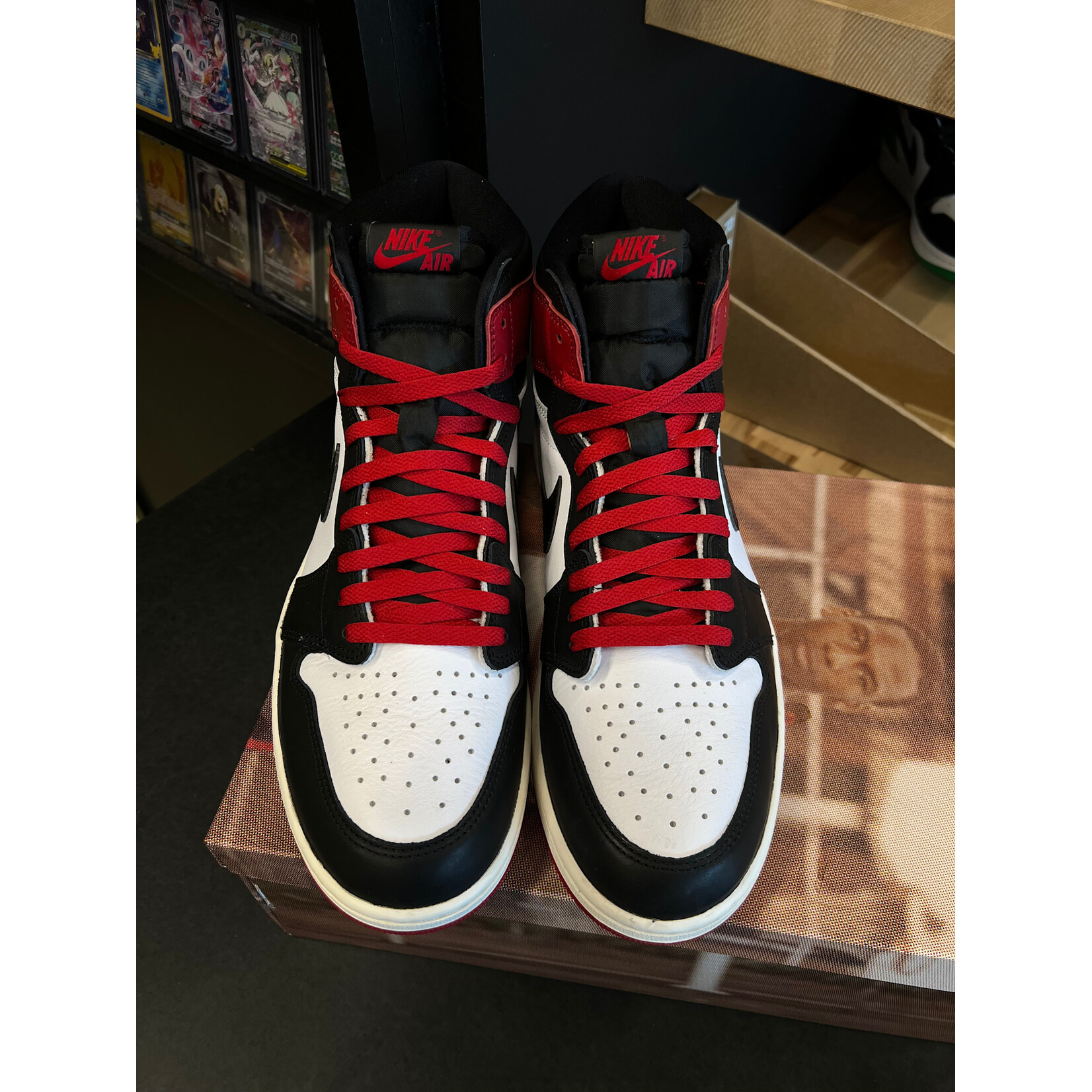Jordan Jordan 1 Retro High OG Black Toe Reimagined Size 12, PREOWNED