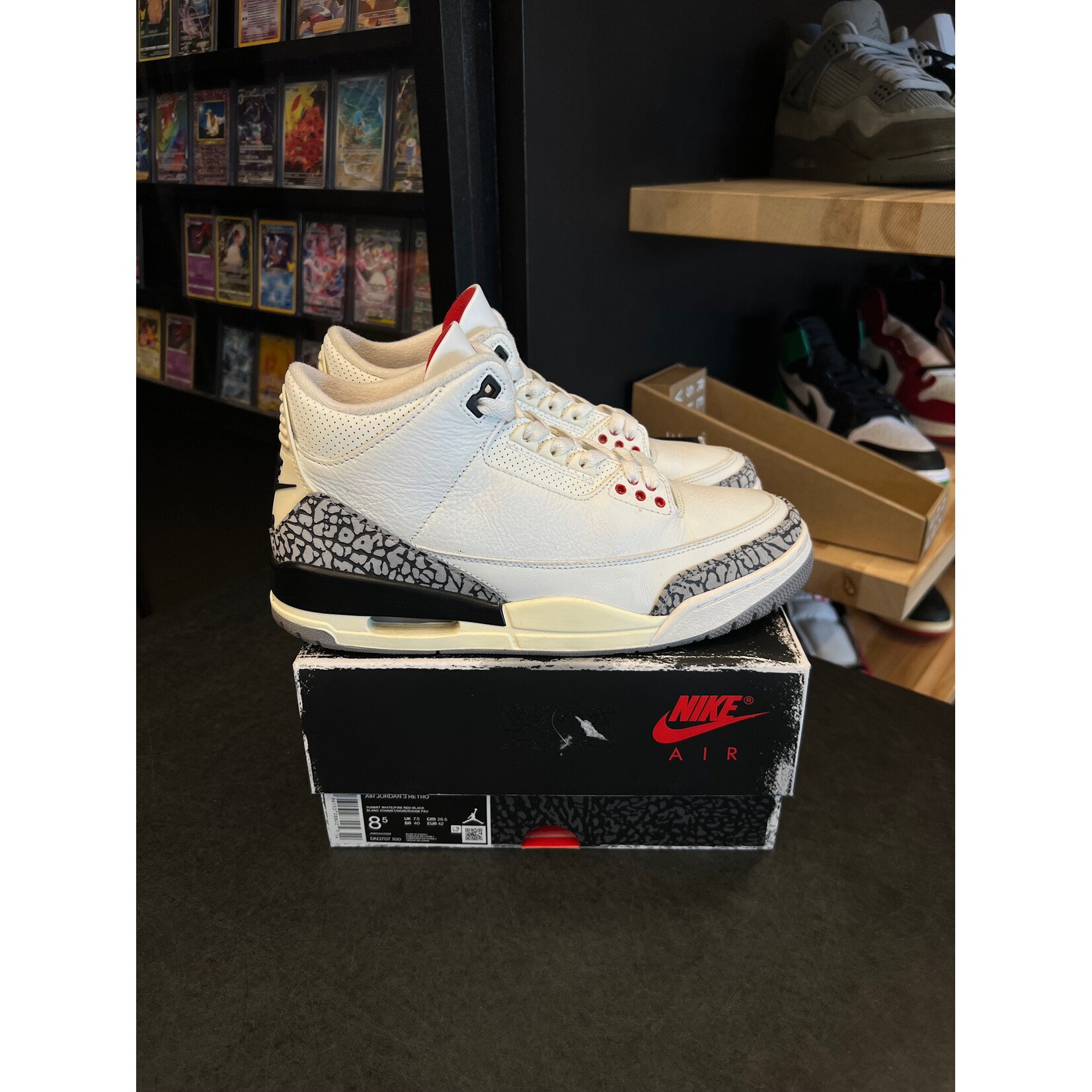 Jordan Jordan 3 Retro White Cement Reimagined Size 8.5, PREOWNED