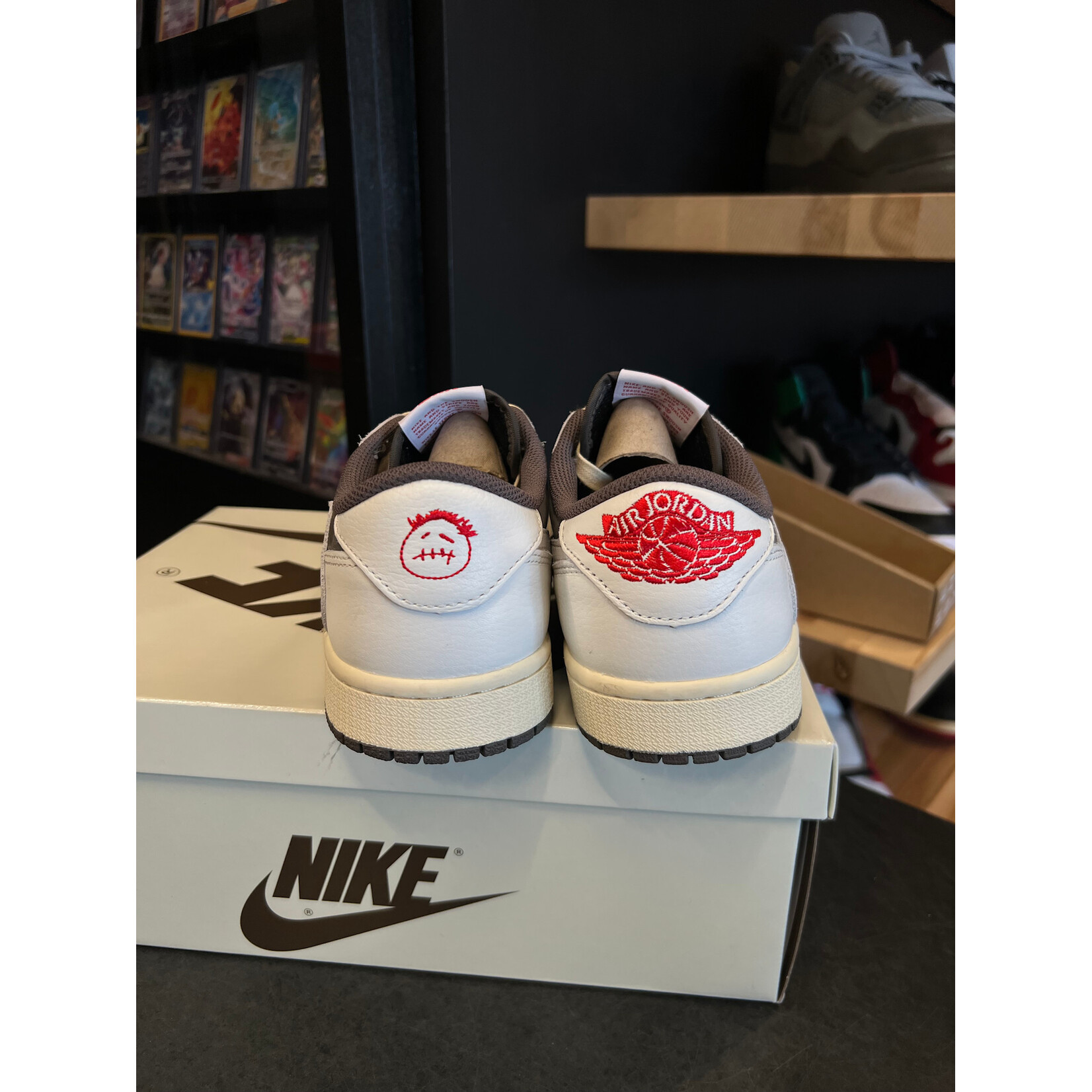 Jordan Jordan 1 Retro Low OG SP Travis Scott Reverse Mocha Size 8, PREOWNED