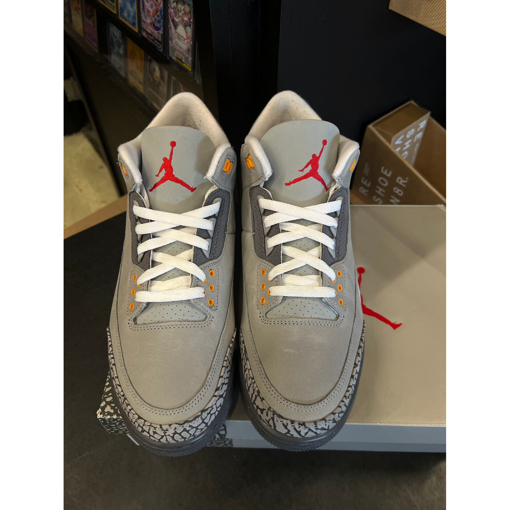 Jordan Jordan 3 Retro Cool Grey (2021) Size 10, PREOWNED