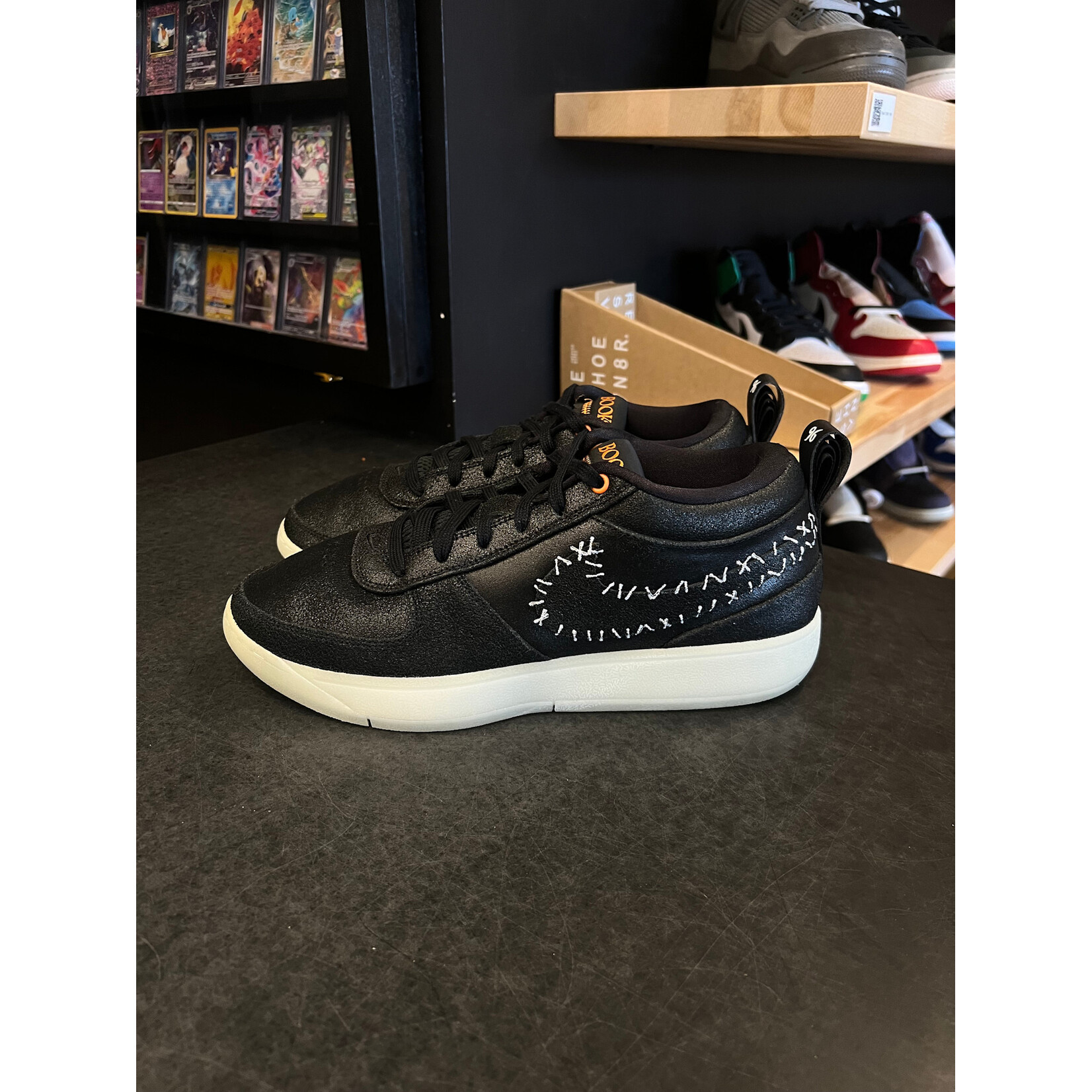 Nike Nike Book 1 Halloween Size 10.5, PREOWNED