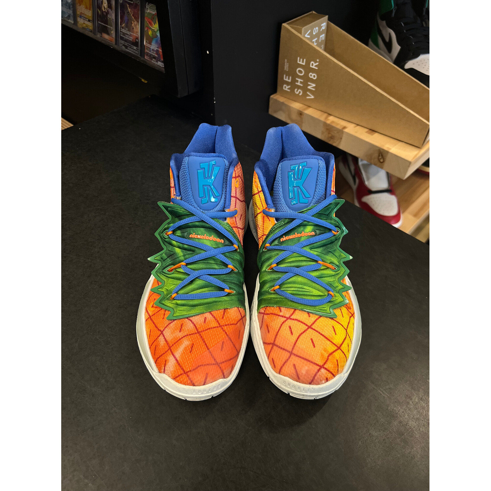 Nike Nike Kyrie 5 Spongebob Pineapple House Size 8.5, PREOWNED