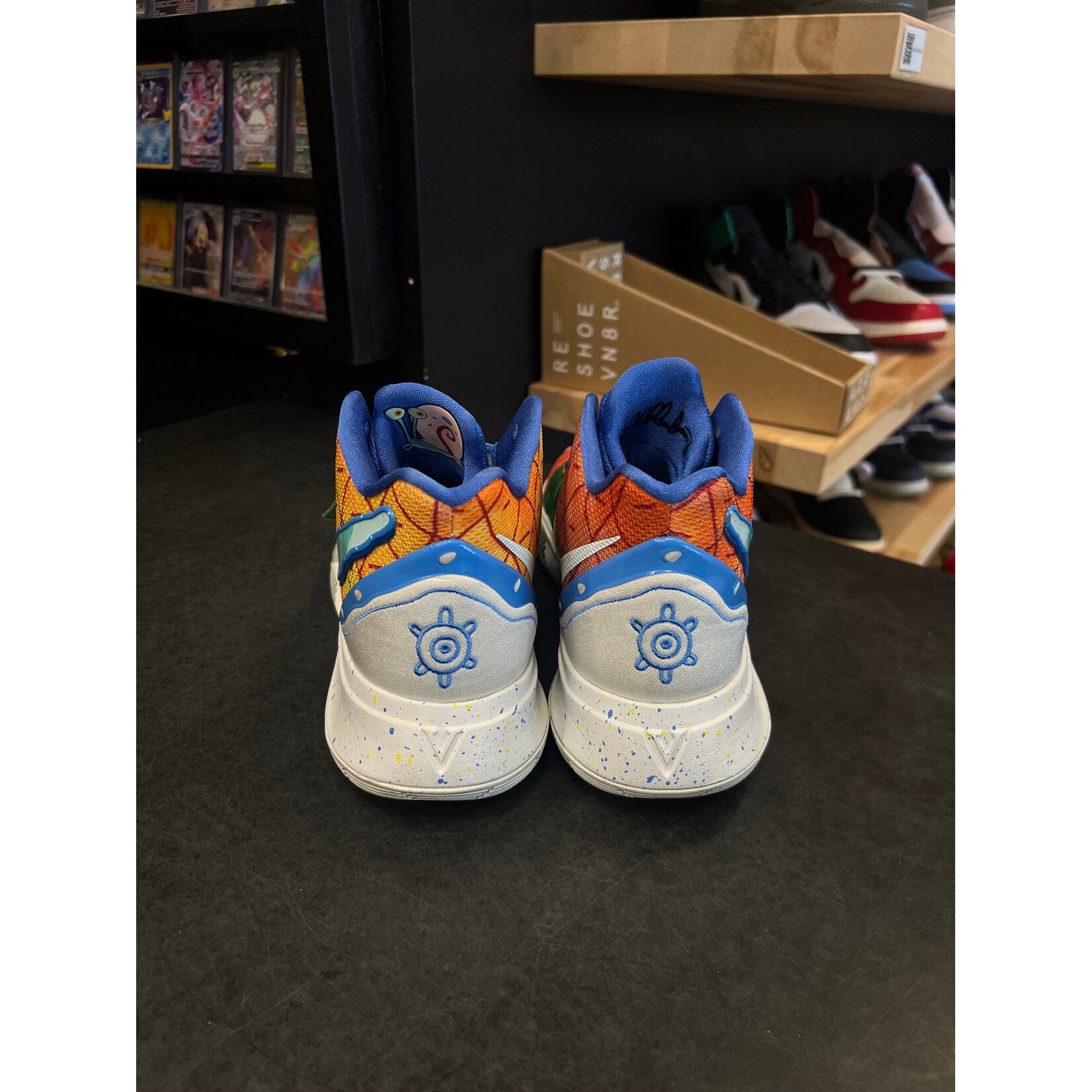 Nike Nike Kyrie 5 Spongebob Pineapple House Size 8.5, PREOWNED