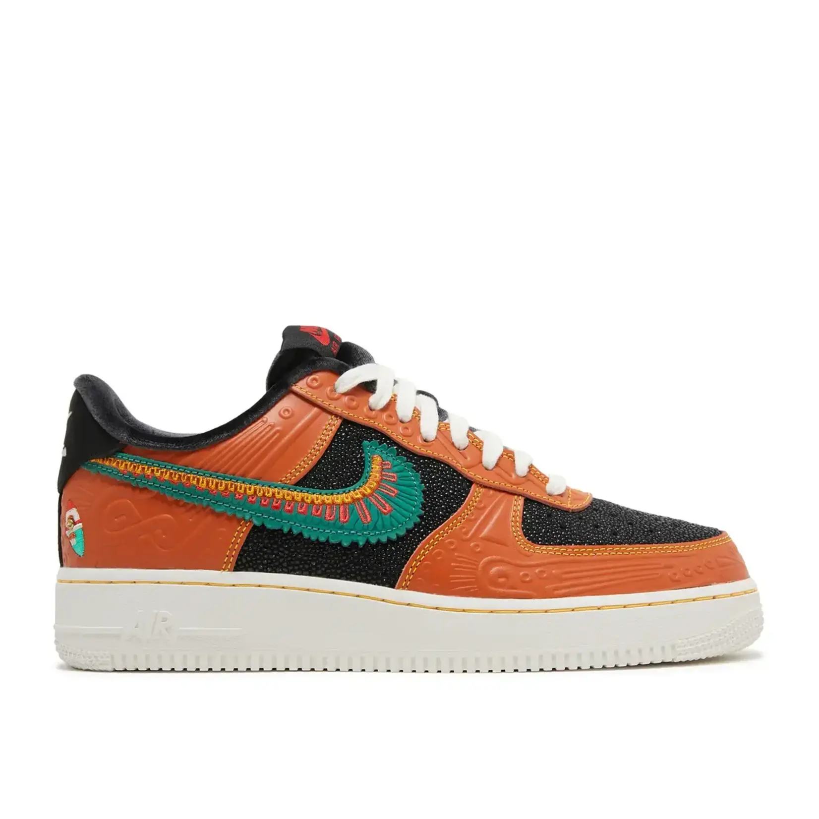 Nike Nike Air Force 1 Low Siempre Familia Size 11, DS BRAND NEW*