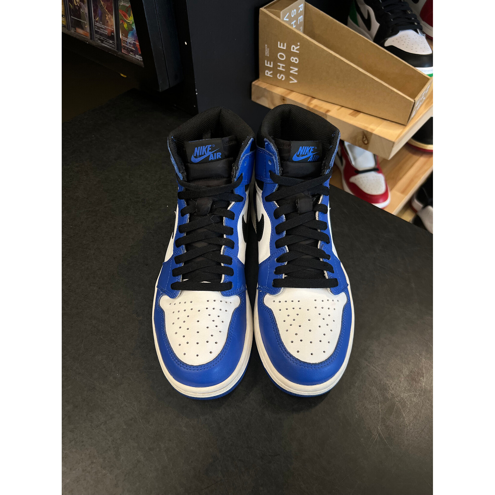 Jordan Jordan 1 Retro High Game Royal Size 9.5, PREOWNED