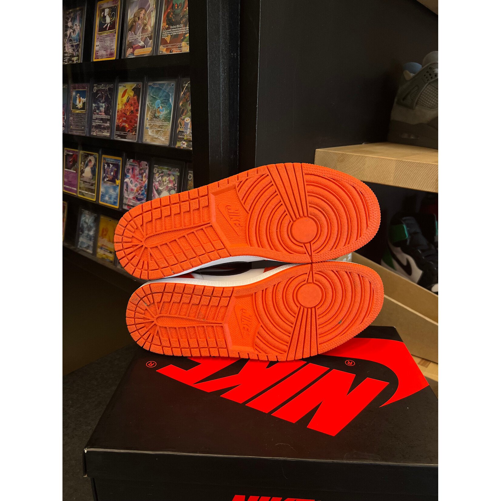 Jordan Jordan 1 Low Starfish Size 8.5, PREOWNED