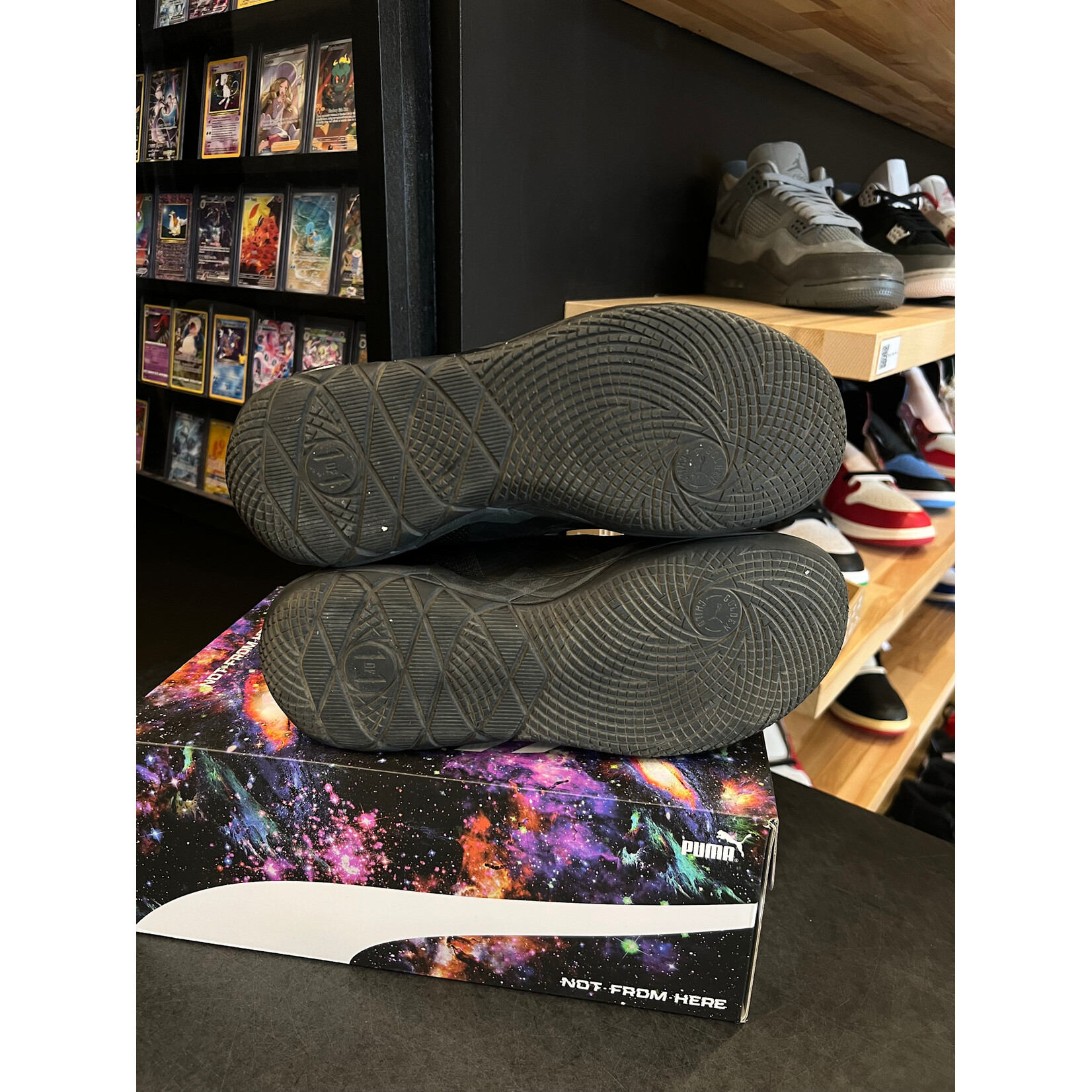 Puma Puma LaMelo Ball MB.01 Iridescent Dreams Size 9.5, PREOWNED