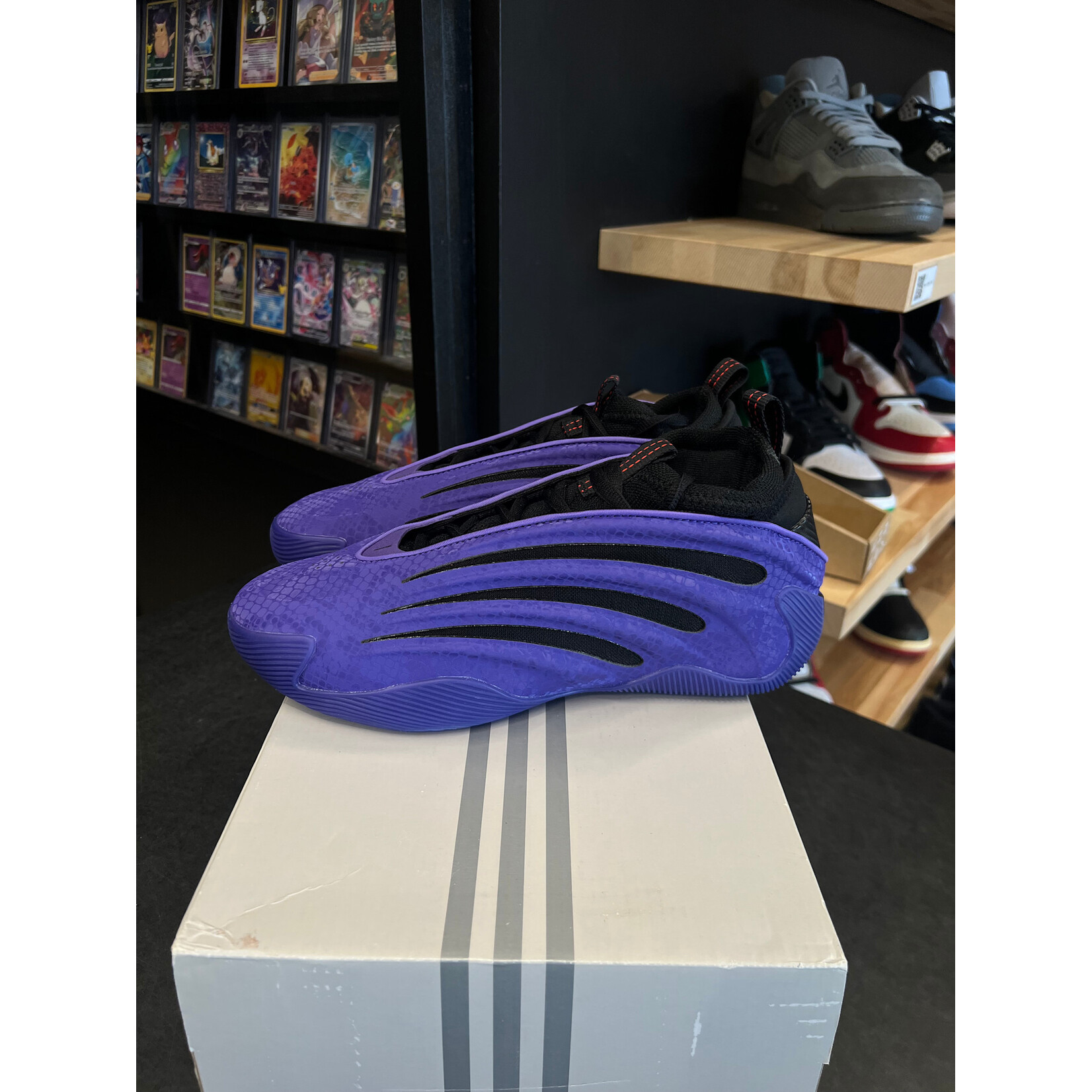 Adidas adidas Harden Vol. 9 Year of the Snake Size 9, PREOWNED