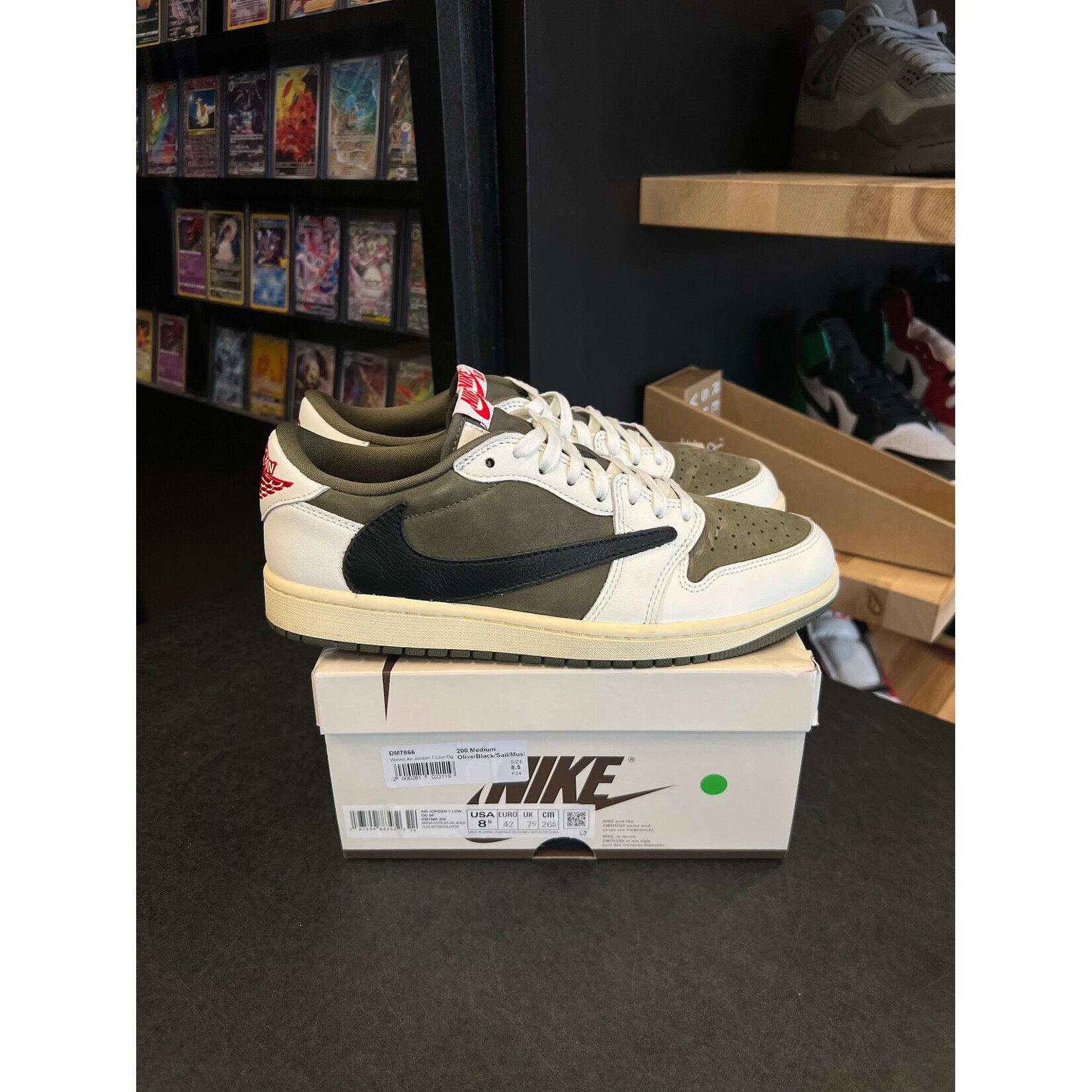 Jordan Jordan 1 Retro Low OG SP Travis Scott Medium Olive Size 8.5, PREOWNED