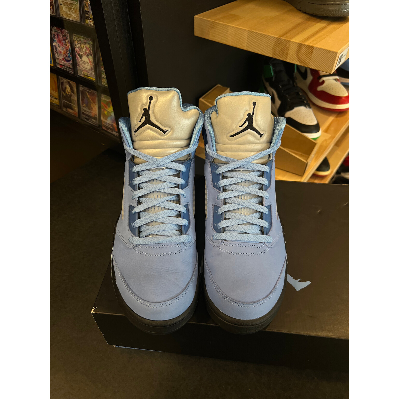 Jordan Jordan 5 Retro UNC University Blue Size 12, PREOWNED