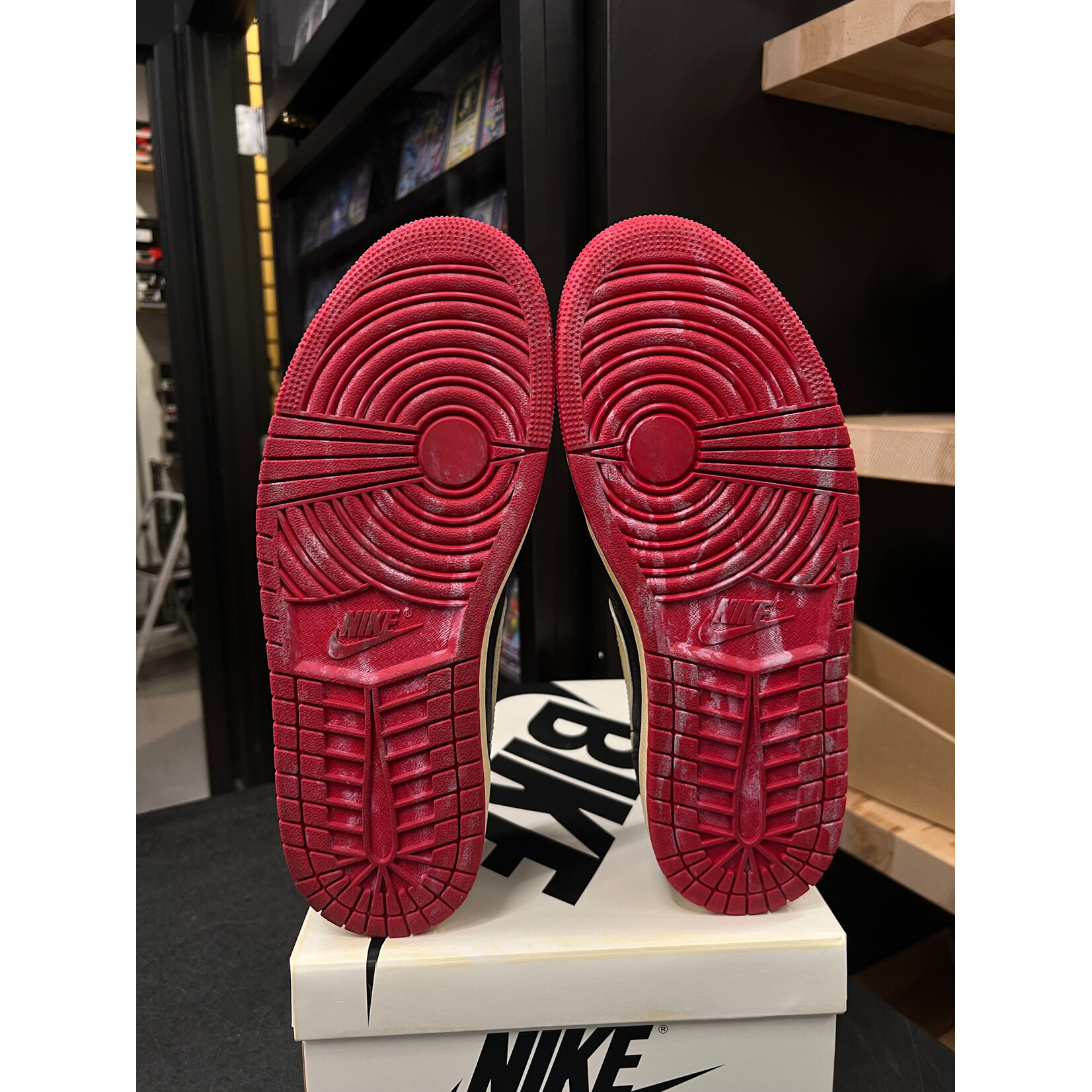 Jordan Jordan 1 Retro Low OG Nigel Sylvester Better With Time Size 9, PREOWNED