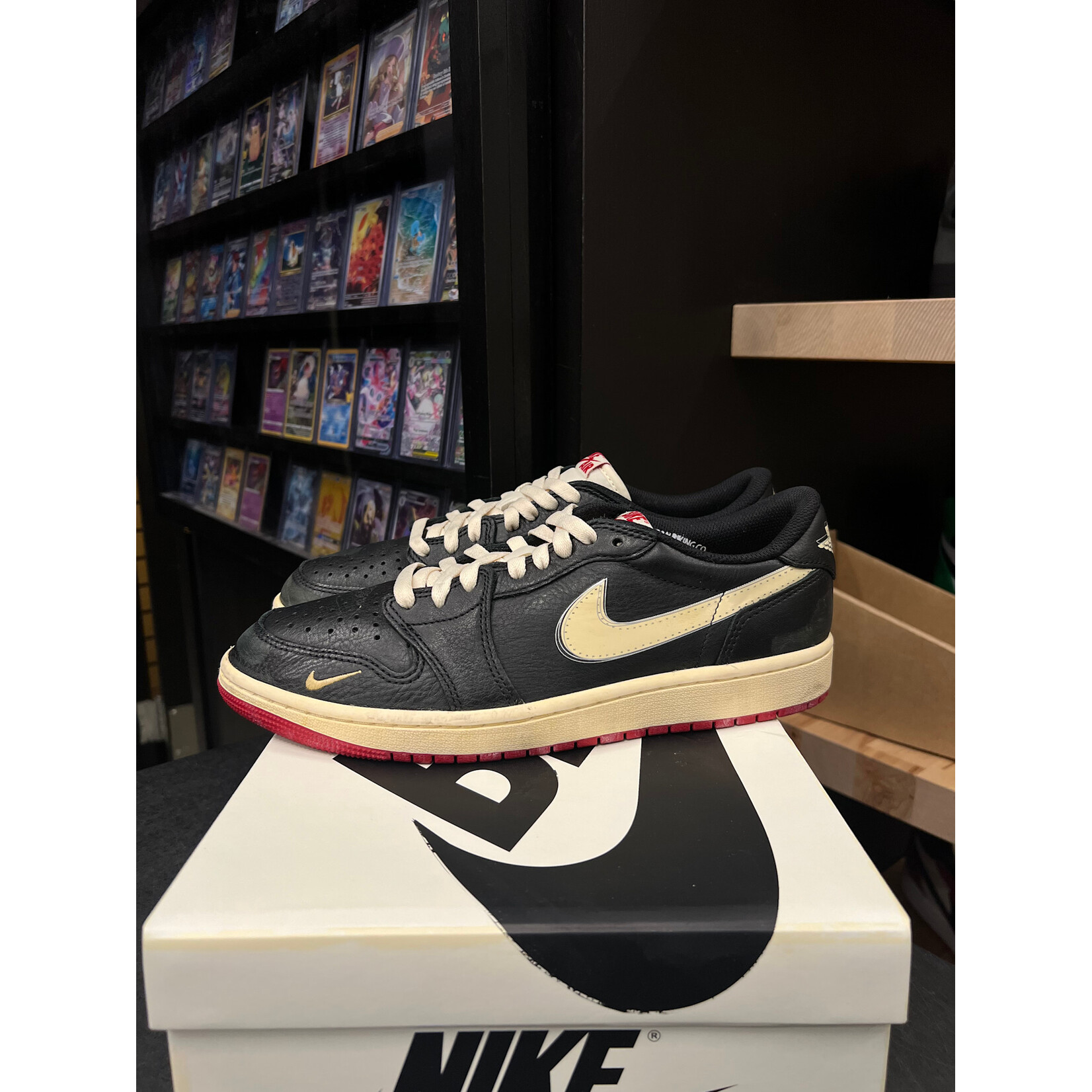 Jordan Jordan 1 Retro Low OG Nigel Sylvester Better With Time Size 9, PREOWNED