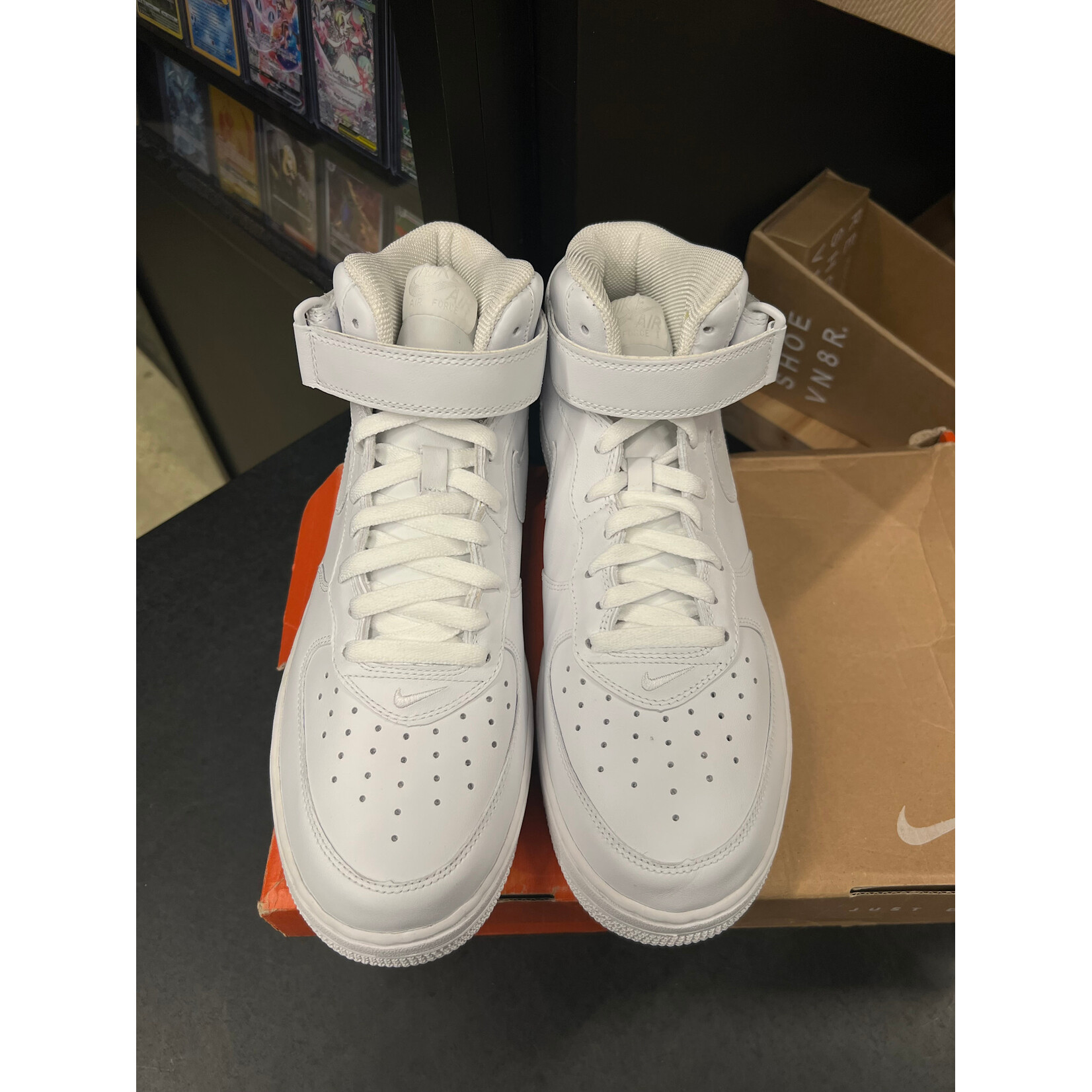Nike Nike Air Force 1 Mid '03 White Size 10, DS BRAND NEW DAMAGED BOX