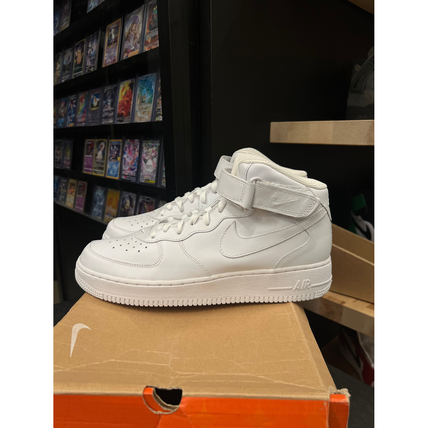 Nike Nike Air Force 1 Mid '03 White Size 10, DS BRAND NEW DAMAGED BOX