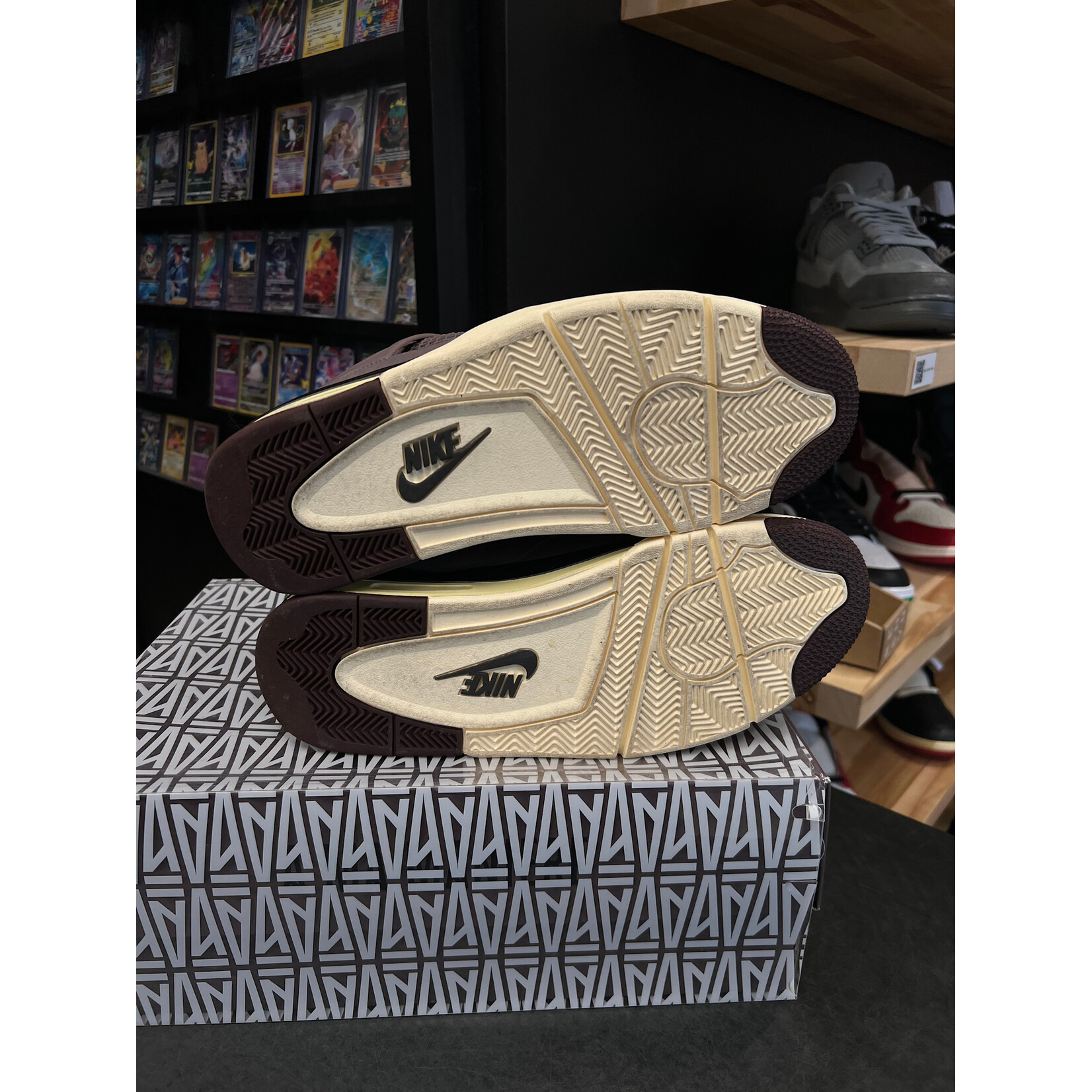 Jordan Jordan 4 Retro SP A Ma Maniére Violet Ore Size 11.5, PREOWNED