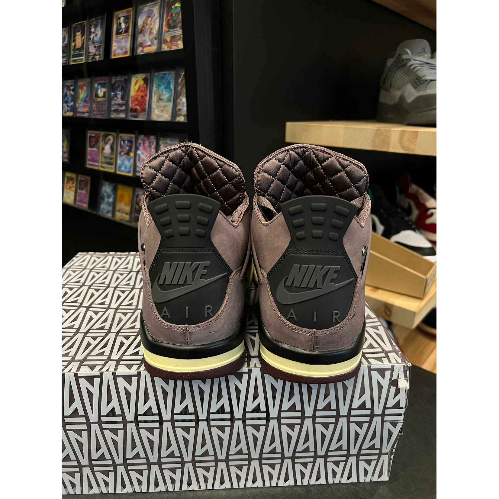 Jordan Jordan 4 Retro SP A Ma Maniére Violet Ore Size 11.5, PREOWNED
