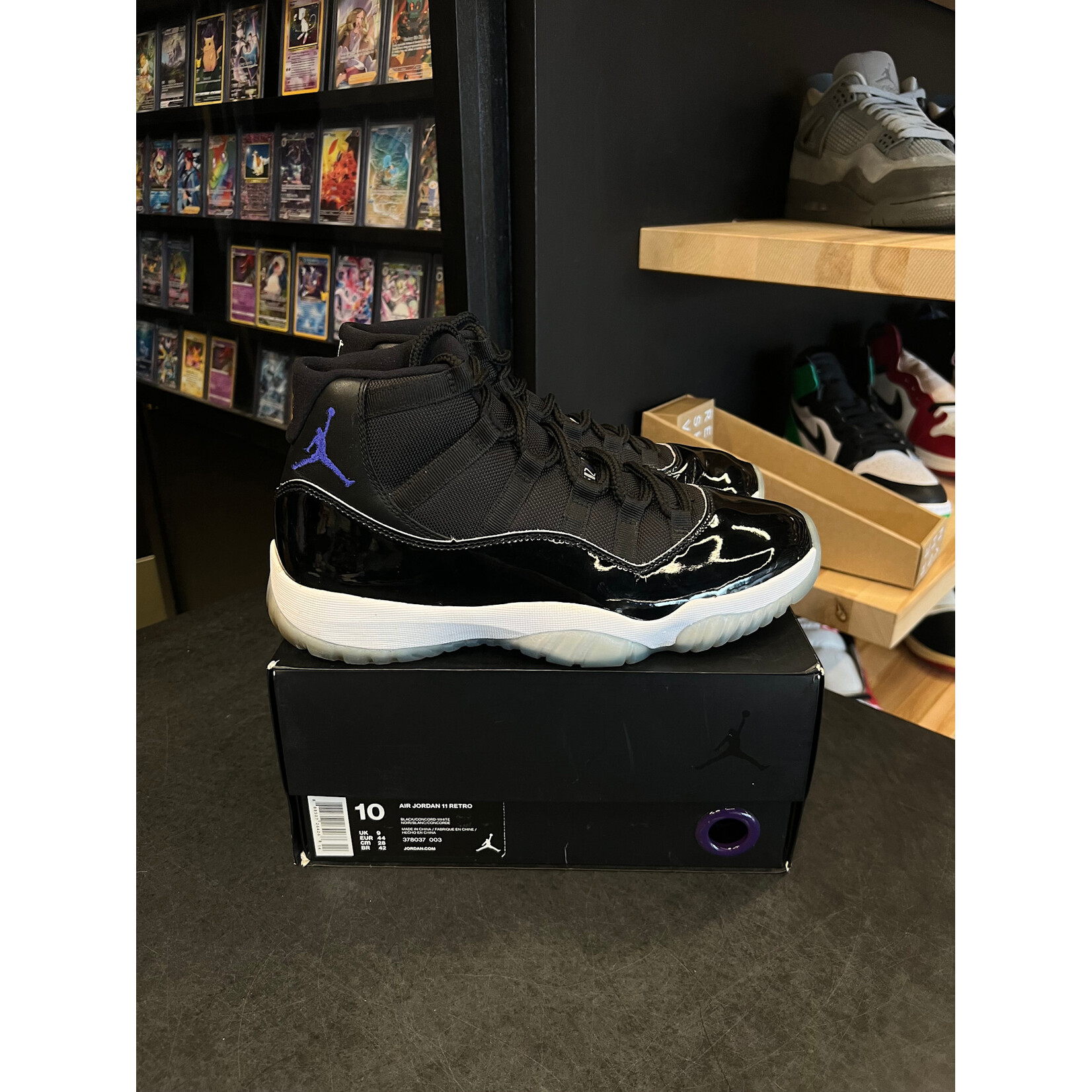 Jordan Jordan 11 Retro Space Jam (2016) Size 10, PREOWNED