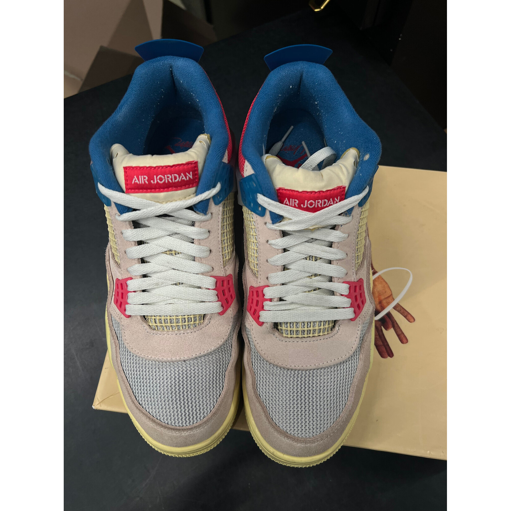 Jordan Jordan 4 Retro Union Guava Ice Size 10, PREOWNED