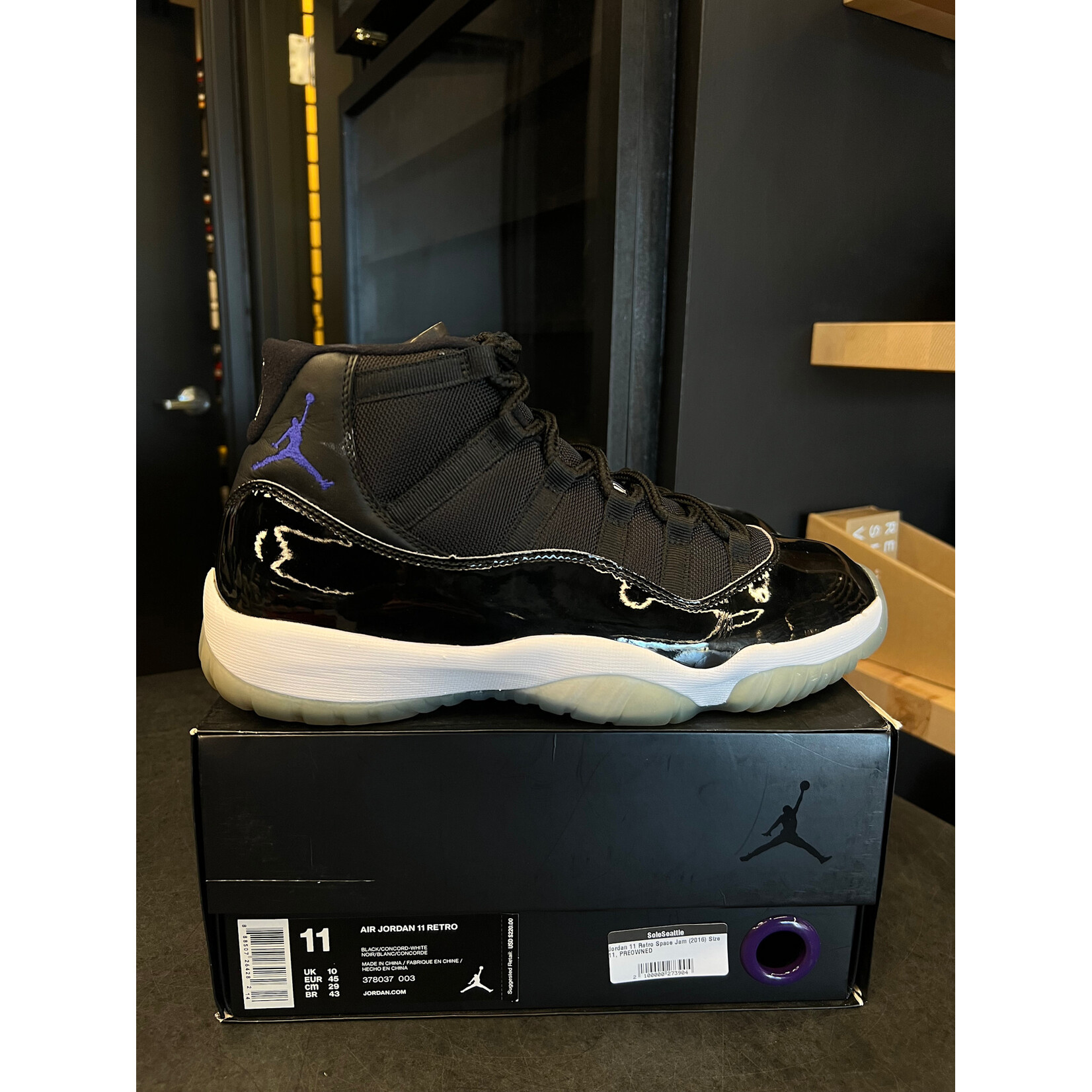 Jordan Jordan 11 Retro Space Jam (2016) Size 11, PREOWNED
