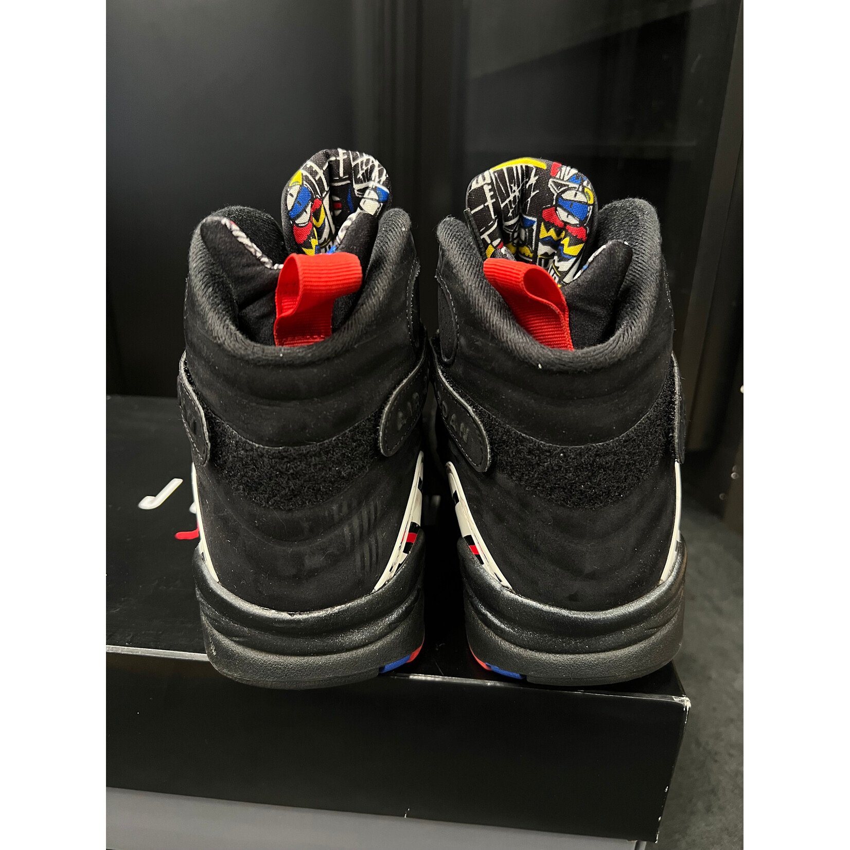 Jordan Jordan 8 Retro Playoffs (2023) Size 9, PREOWNED