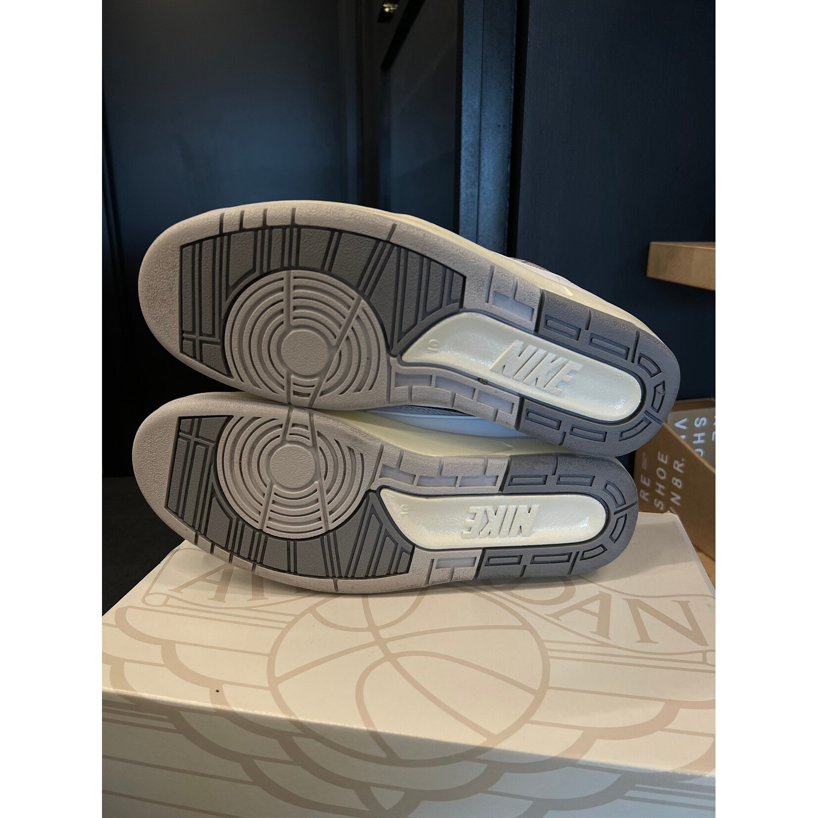 Jordan Jordan 2 Retro Low Python Size 10, PREOWNED