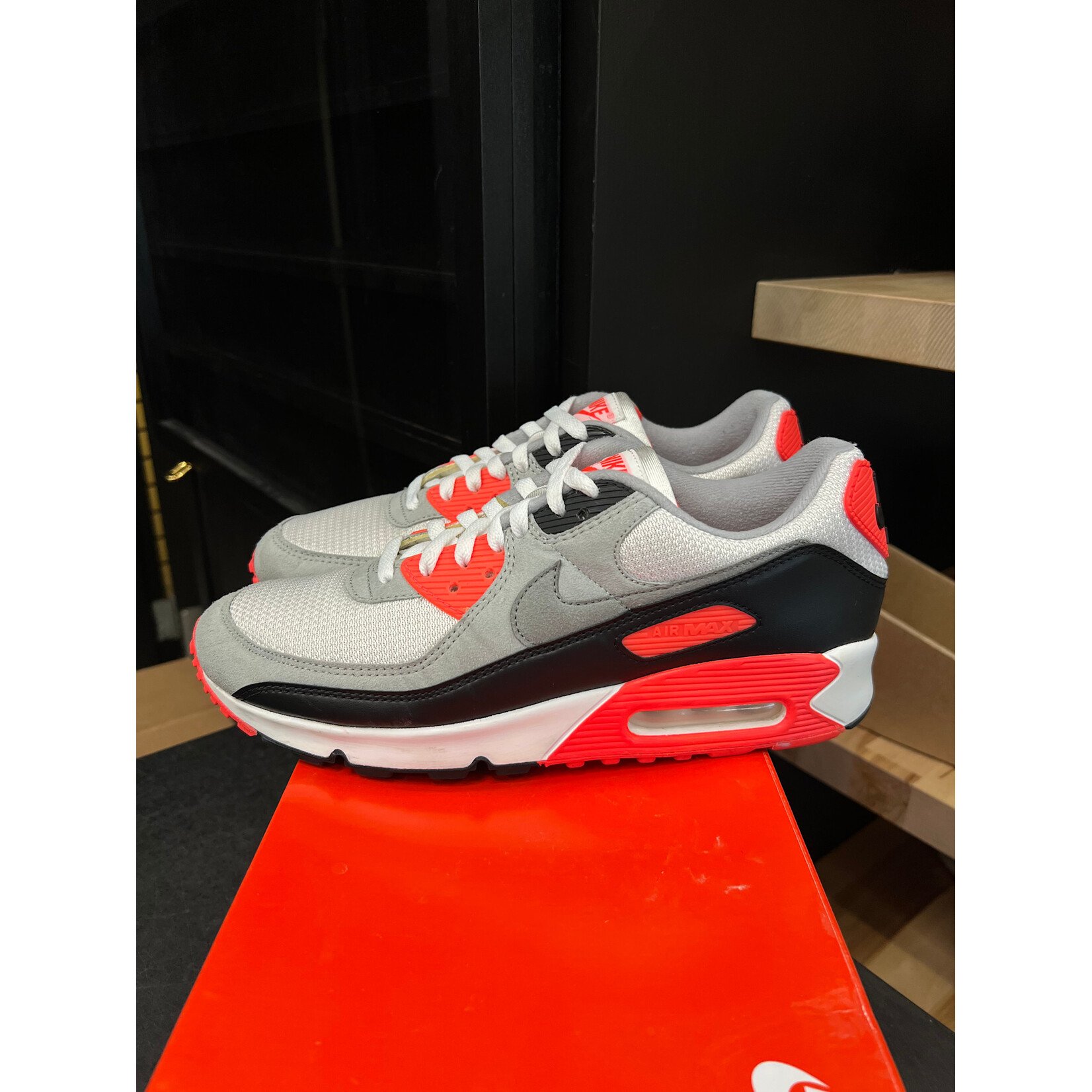 Nike Nike Air Max 90 Infrared (2020) Size 10.5, PREOWNED