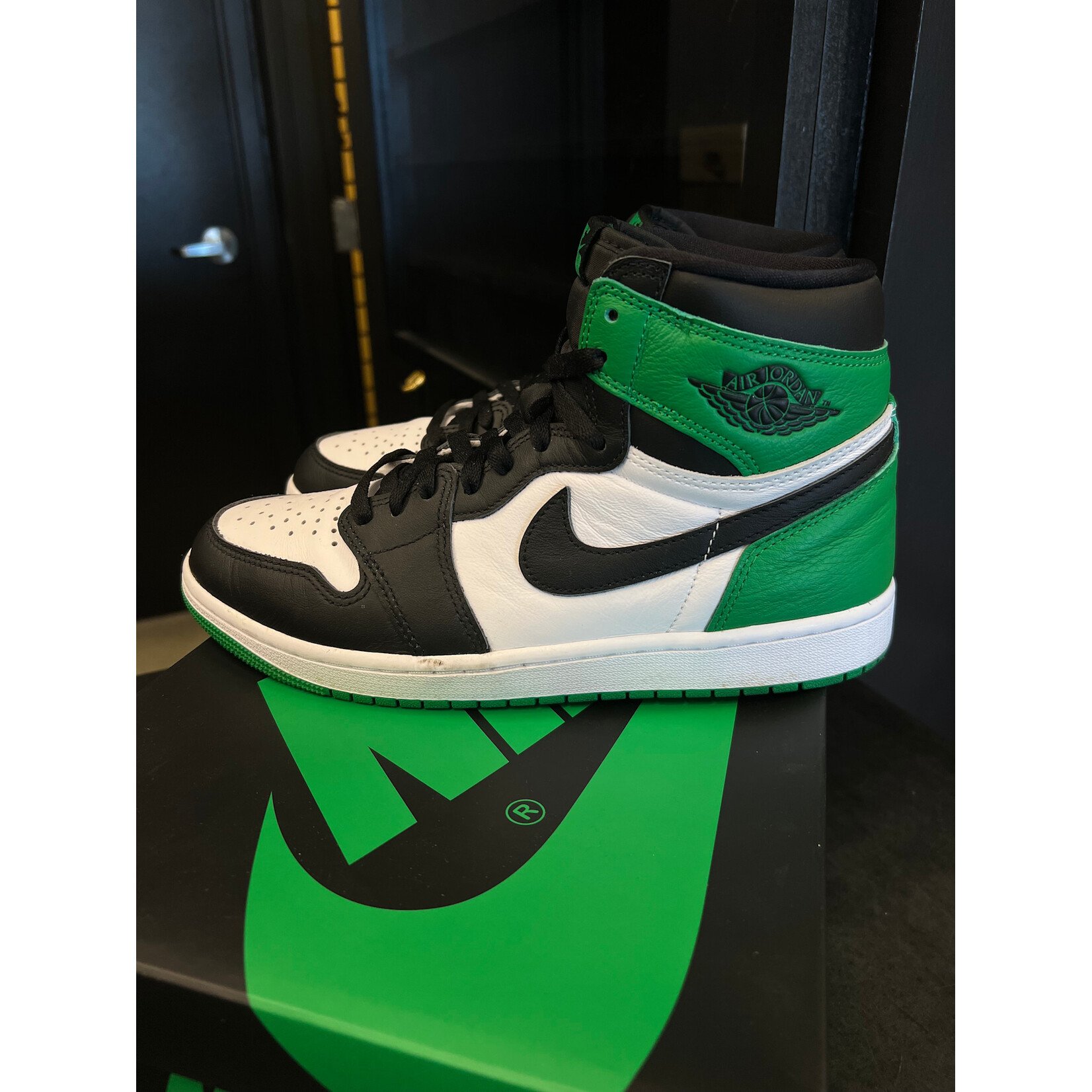 Jordan Jordan 1 Retro High OG Lucky Green Size 9, PREOWNED