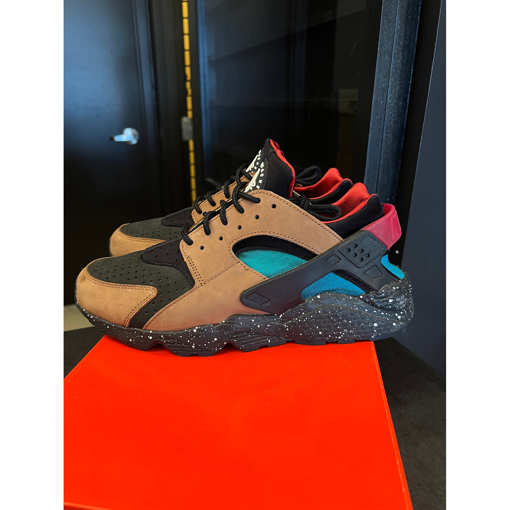 Nike Nike Air Huarache Light British Tan Geode Green Size 11, PREOWNED