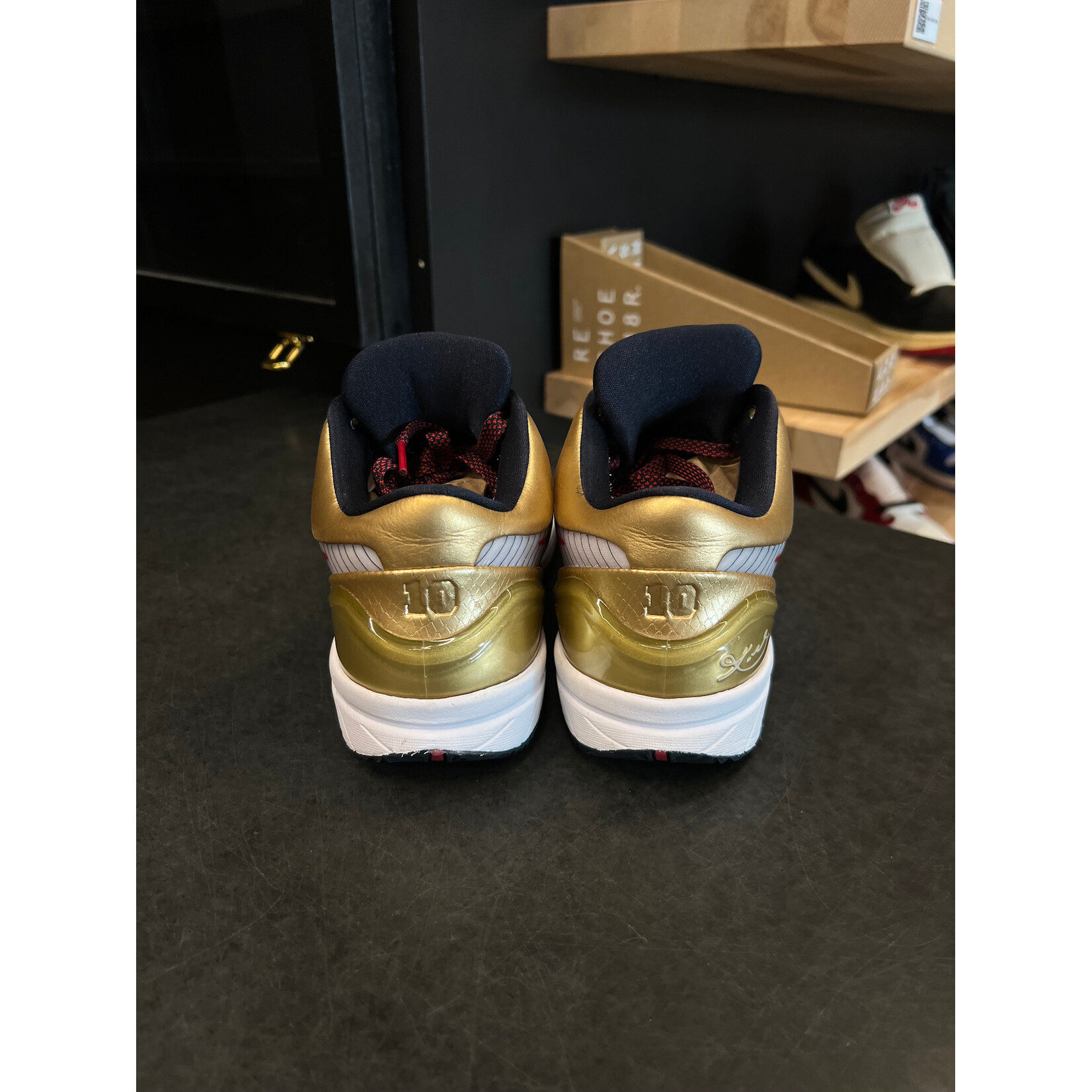 Nike Nike Kobe 4 Protro Gold Medal (2024) Size 7, PREOWNED