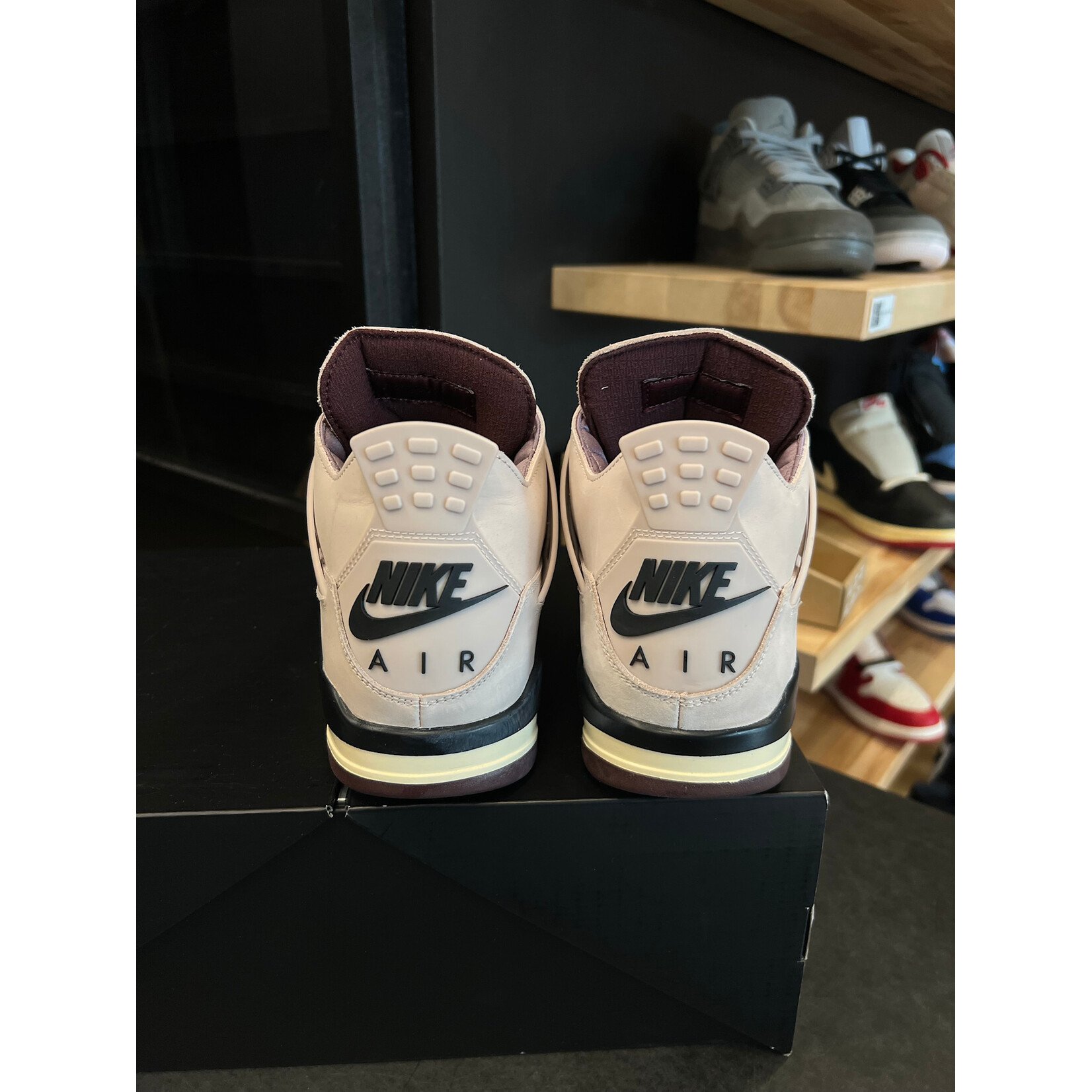 Jordan Jordan 4 Retro OG SP A Ma Maniére While You Were Sleeping (Women's) Size 11.5W, PREOWNED