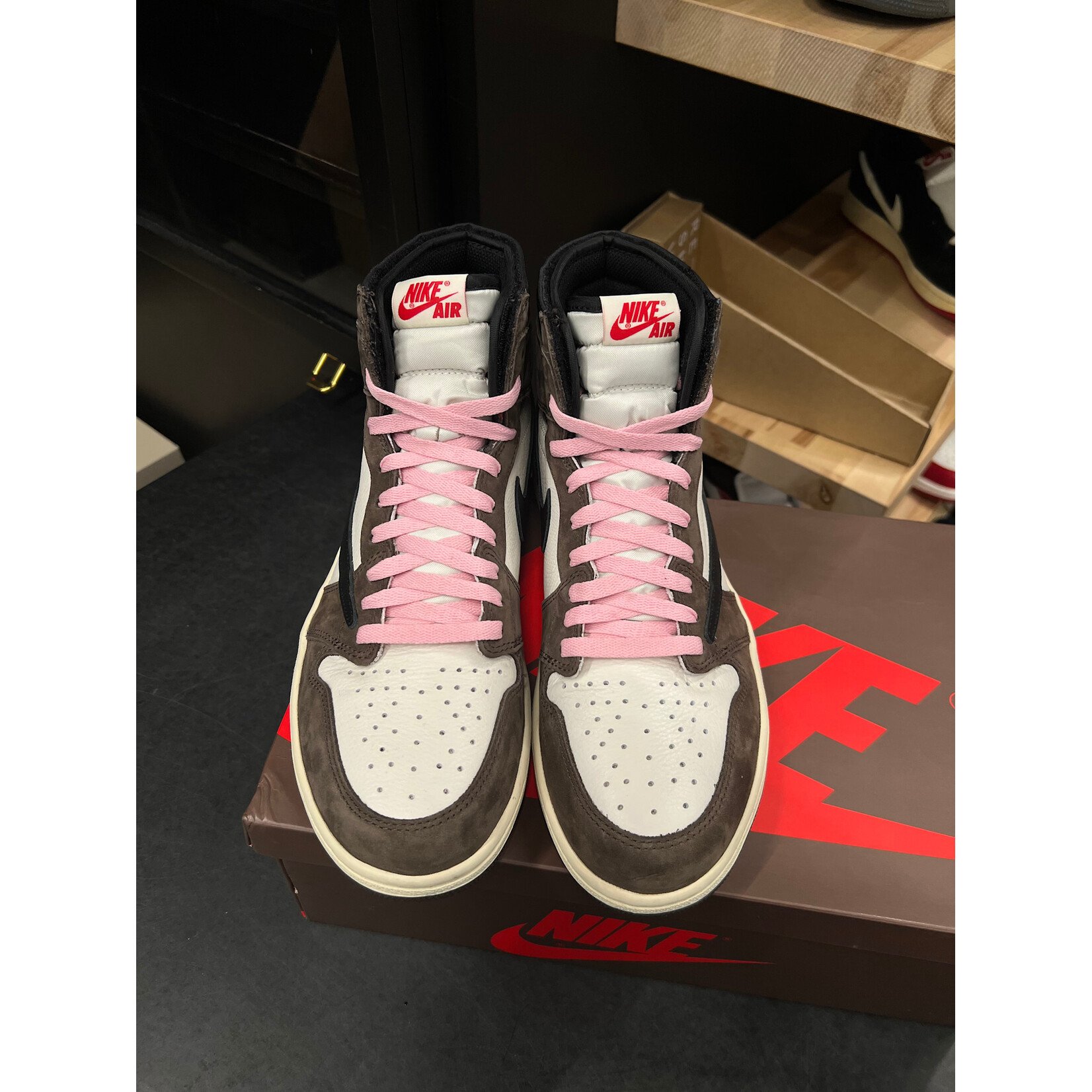 Jordan Jordan 1 Retro High OG SP Travis Scott Mocha Size 11, PREOWNED