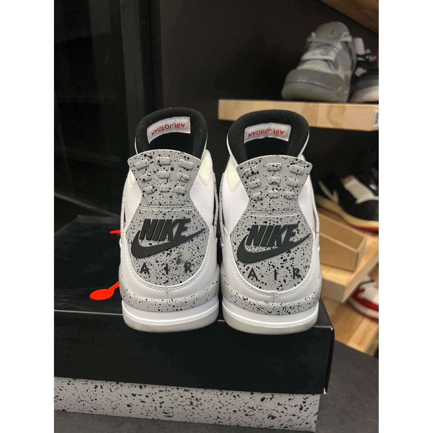 Jordan Jordan 4 Retro White Cement (2016) Size 11, PREOWNED