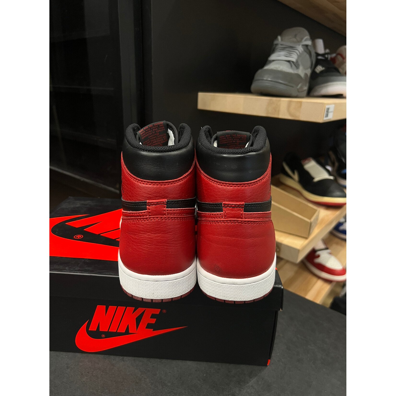 Jordan Jordan 1 Retro High Bred Banned (2016) Size 11, PREOWNED