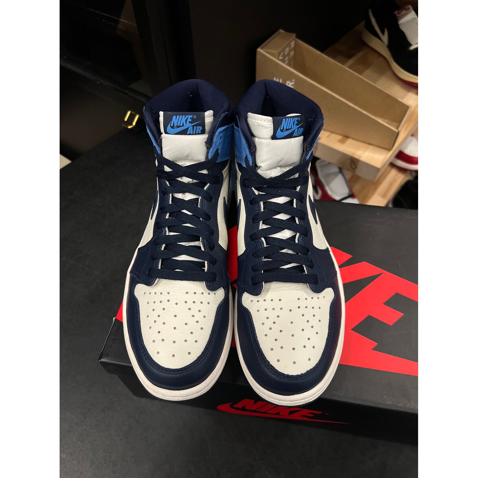 Jordan Jordan 1 Retro High Obsidian Size 10.5, PREOWNED