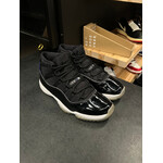 Jordan Jordan 11 Retro Space Jam (2016) Size 10, PREOWNED