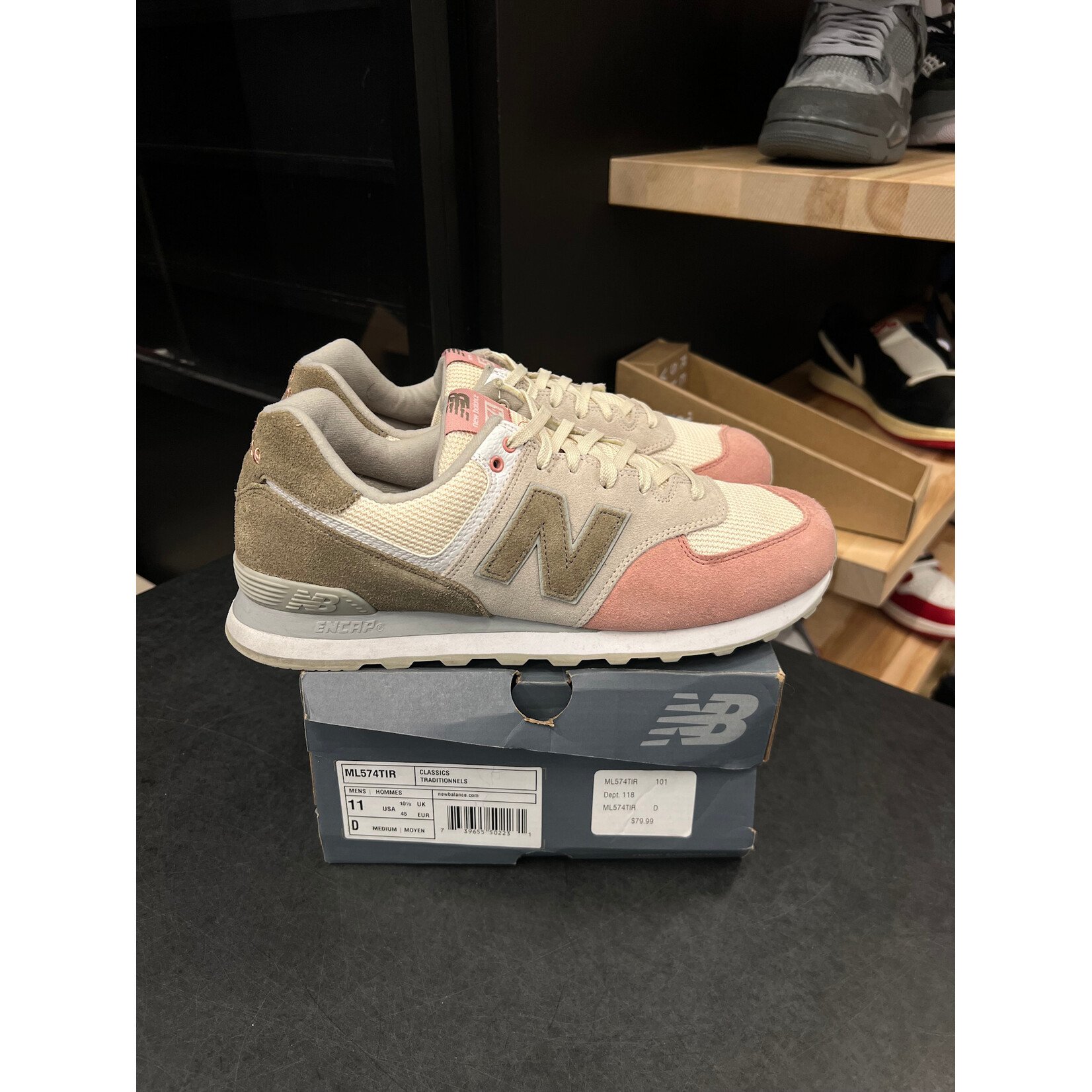 New New Balance 574 Pink Olive Size 11, PREOWNED