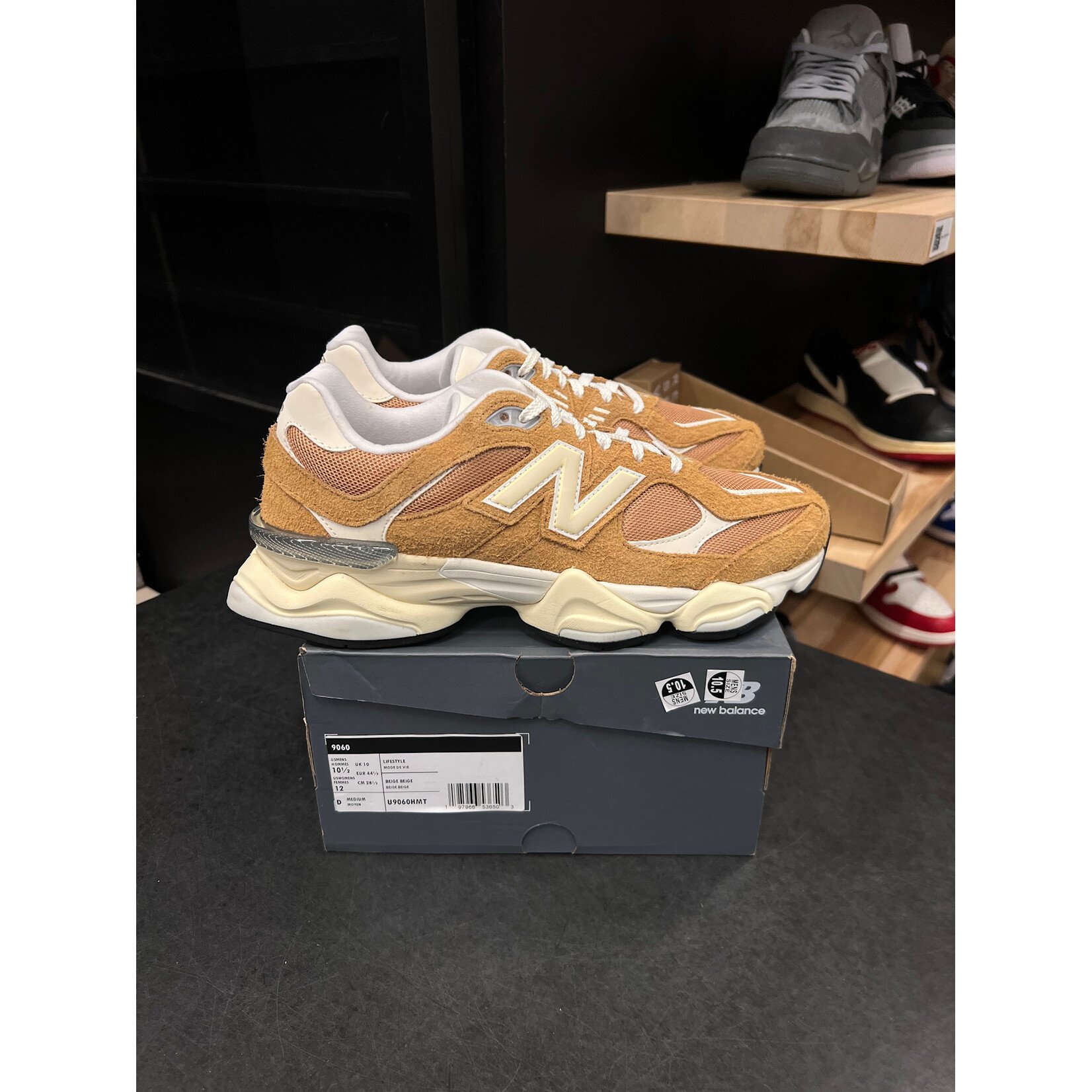 Nike New Balance 9060 Great Plains Size 10.5, PREOWNED