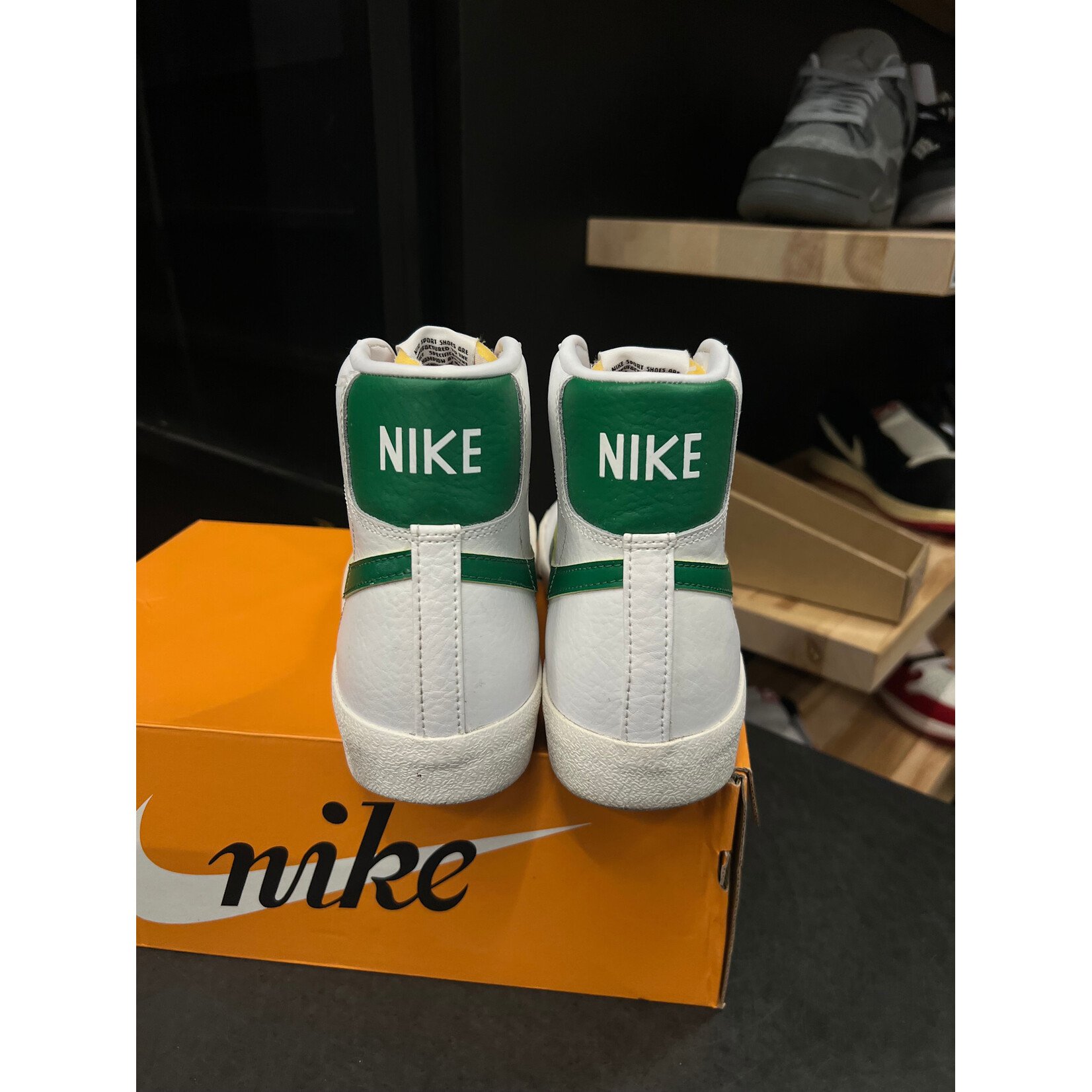 Nike Nike Blazer Mid 77 Vintage Pine Green Size 10.5, PREOWNED