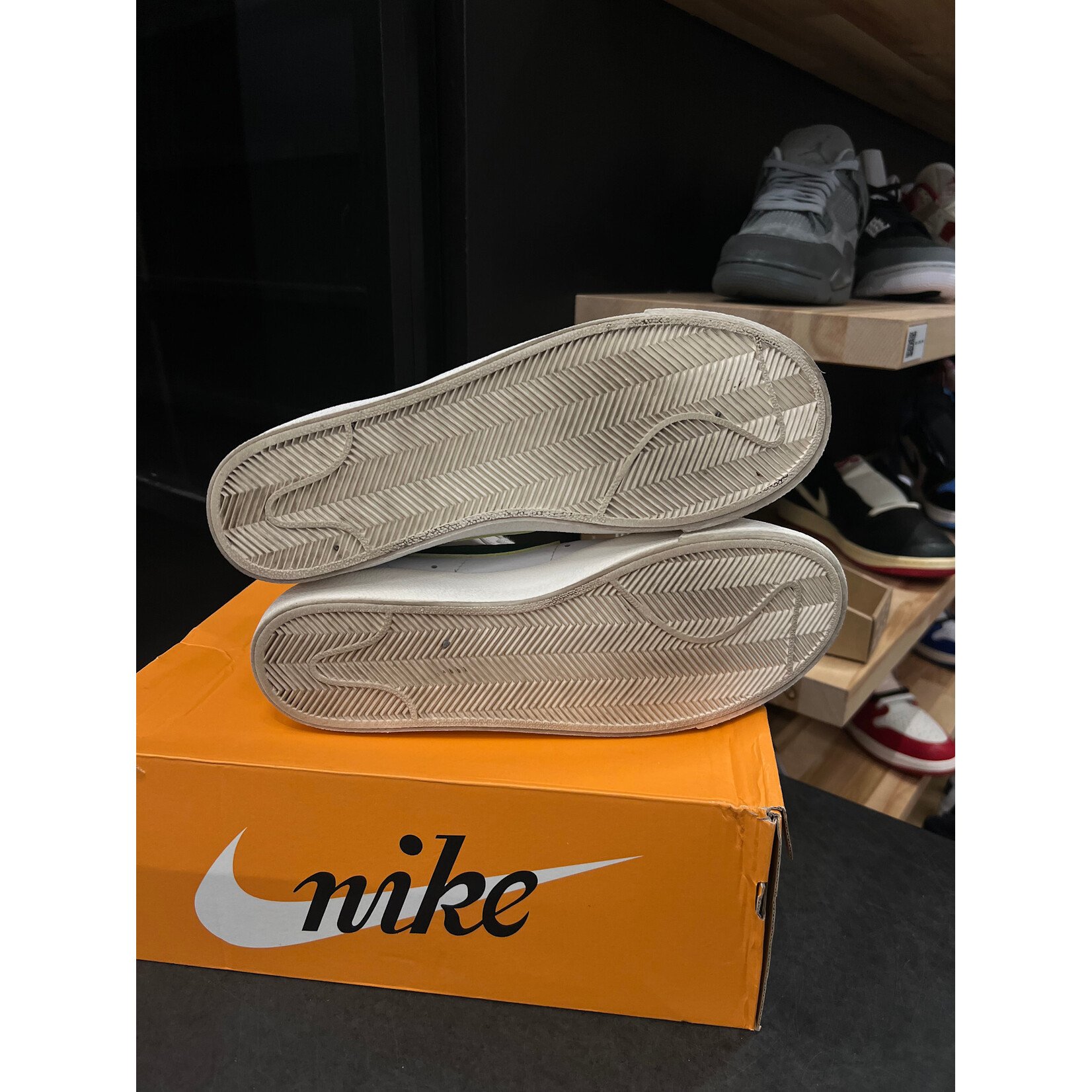 Nike Nike Blazer Mid 77 Vintage Pine Green Size 10.5, PREOWNED