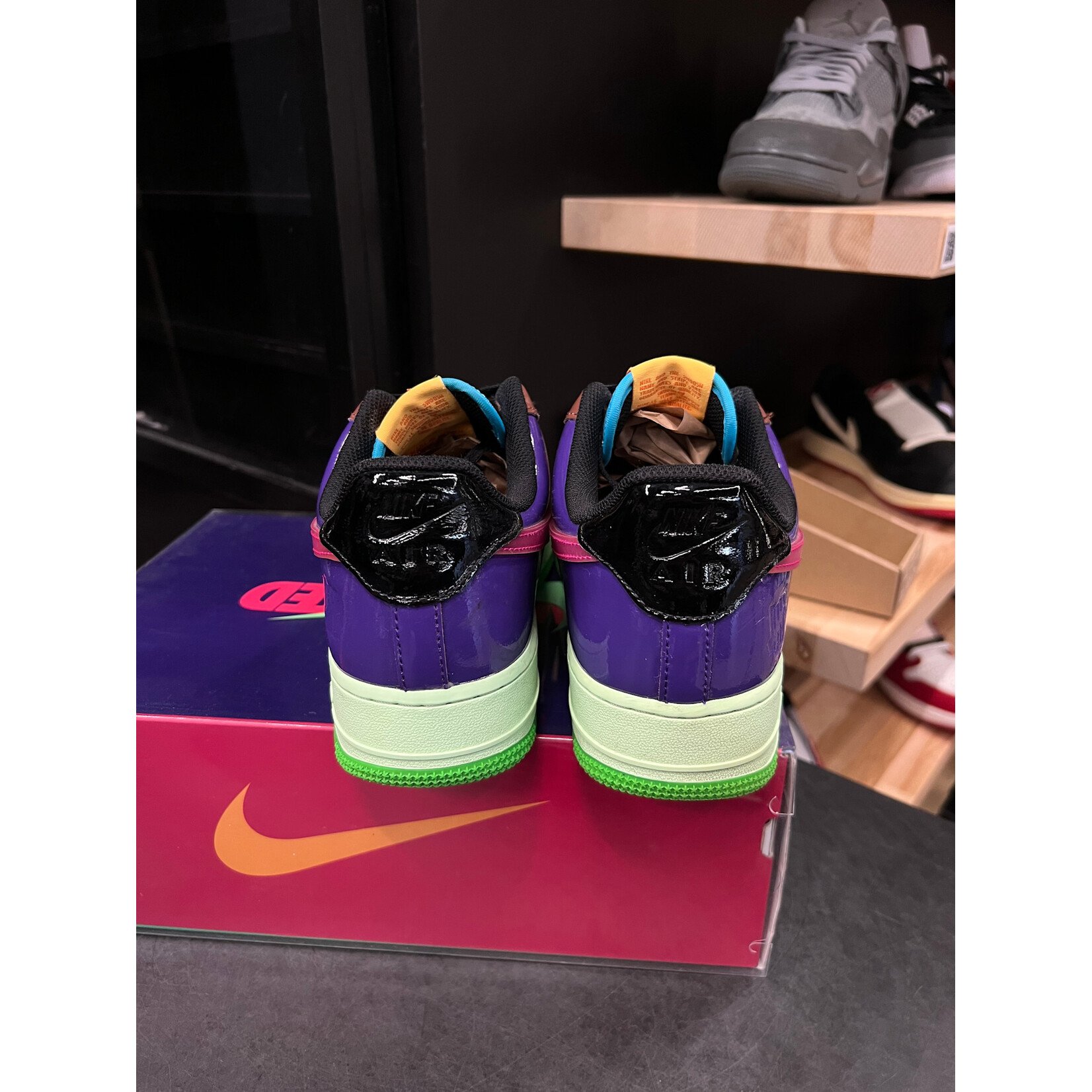 Nike Nike Air Force 1 Low SP Undefeated Multi-Patent Pink Prime Size 10, PREOWNED