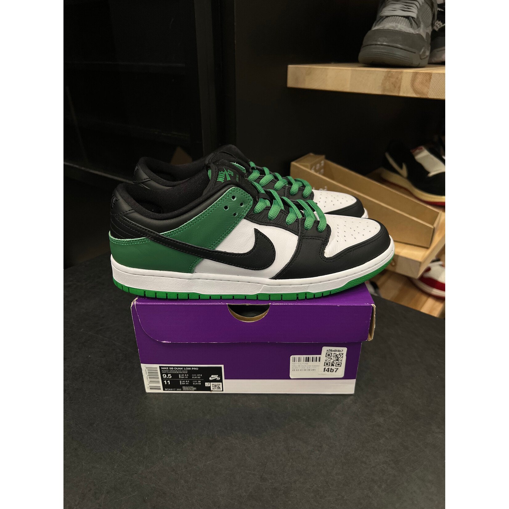 Nike Nike SB Dunk Low Classic Green Size 9.5, PREOWNED