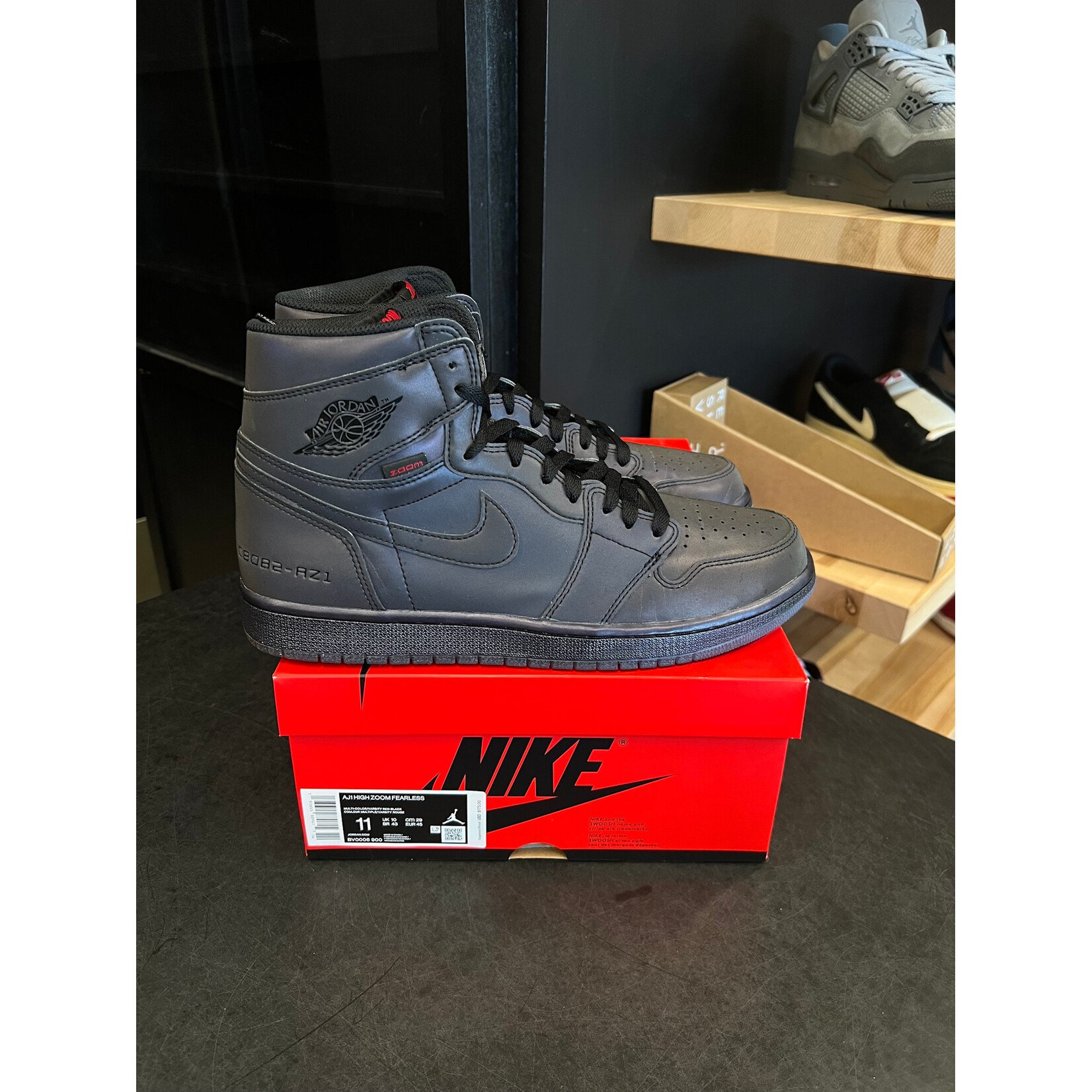 Jordan Jordan 1 Retro High Zoom Fearless Size 11, PREOWNED